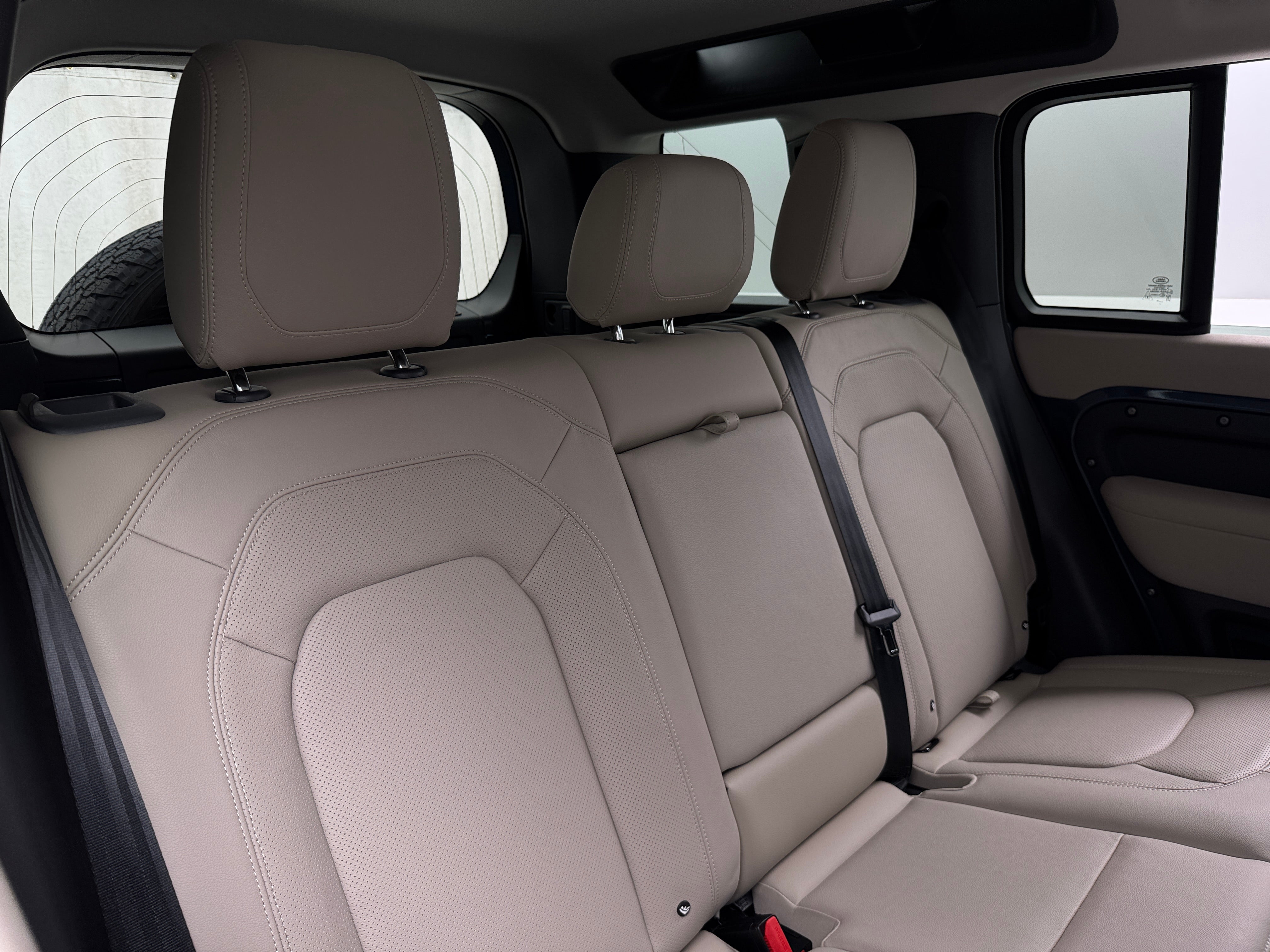 2023 Land Rover Defender 110 5