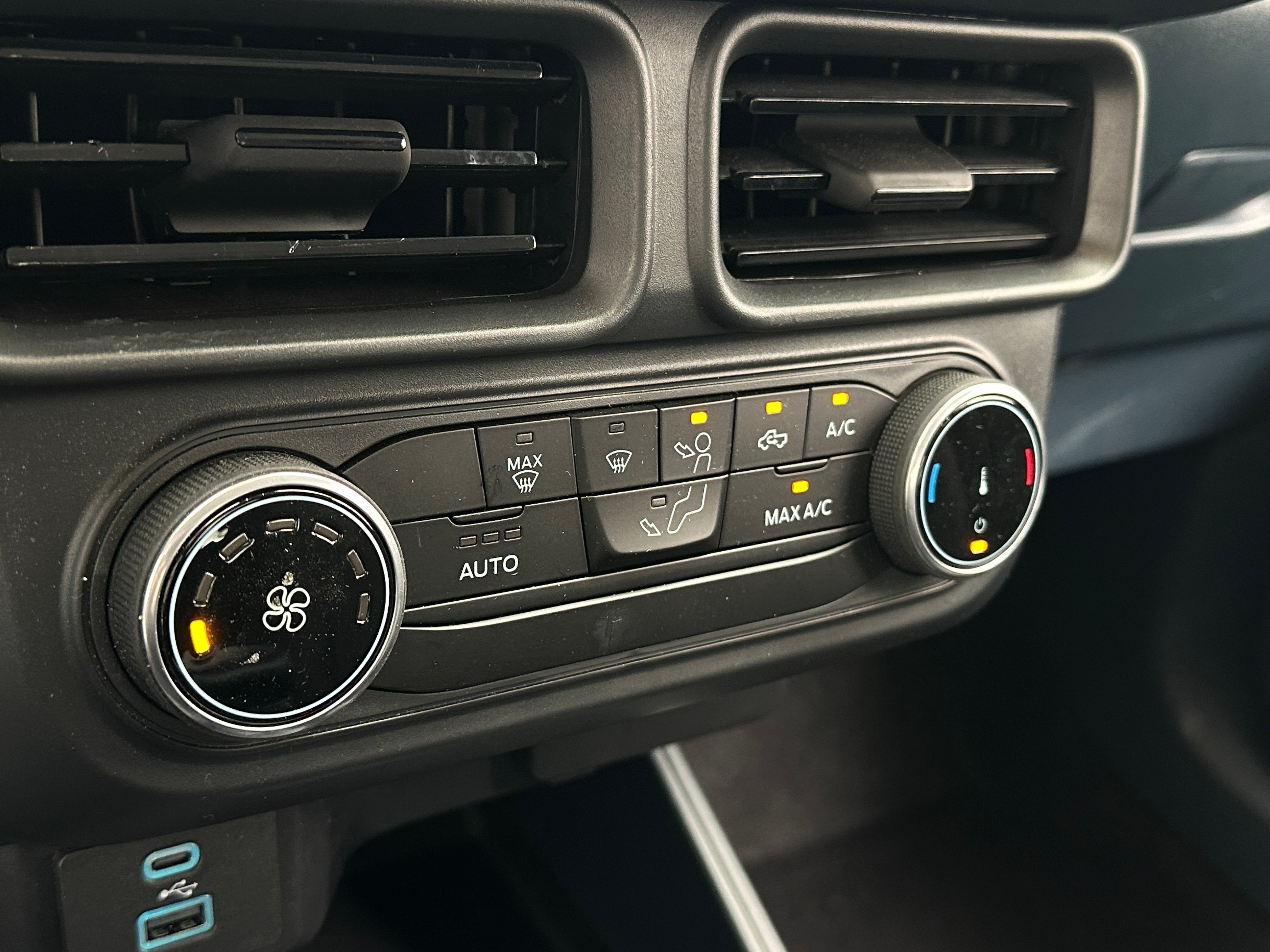 2024 Ford Maverick XL 4