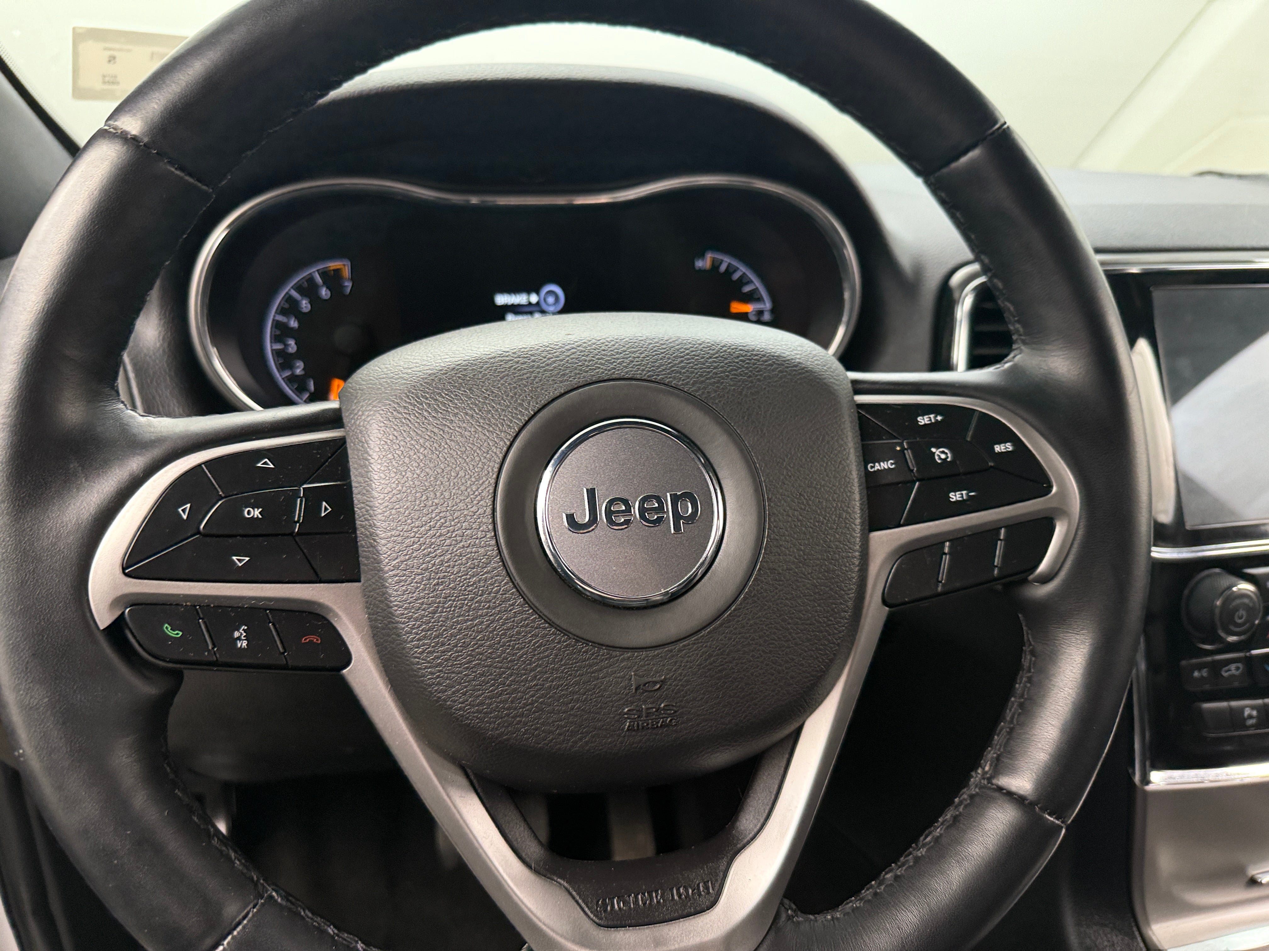 2022 Jeep Grand Cherokee Limited Edition 4
