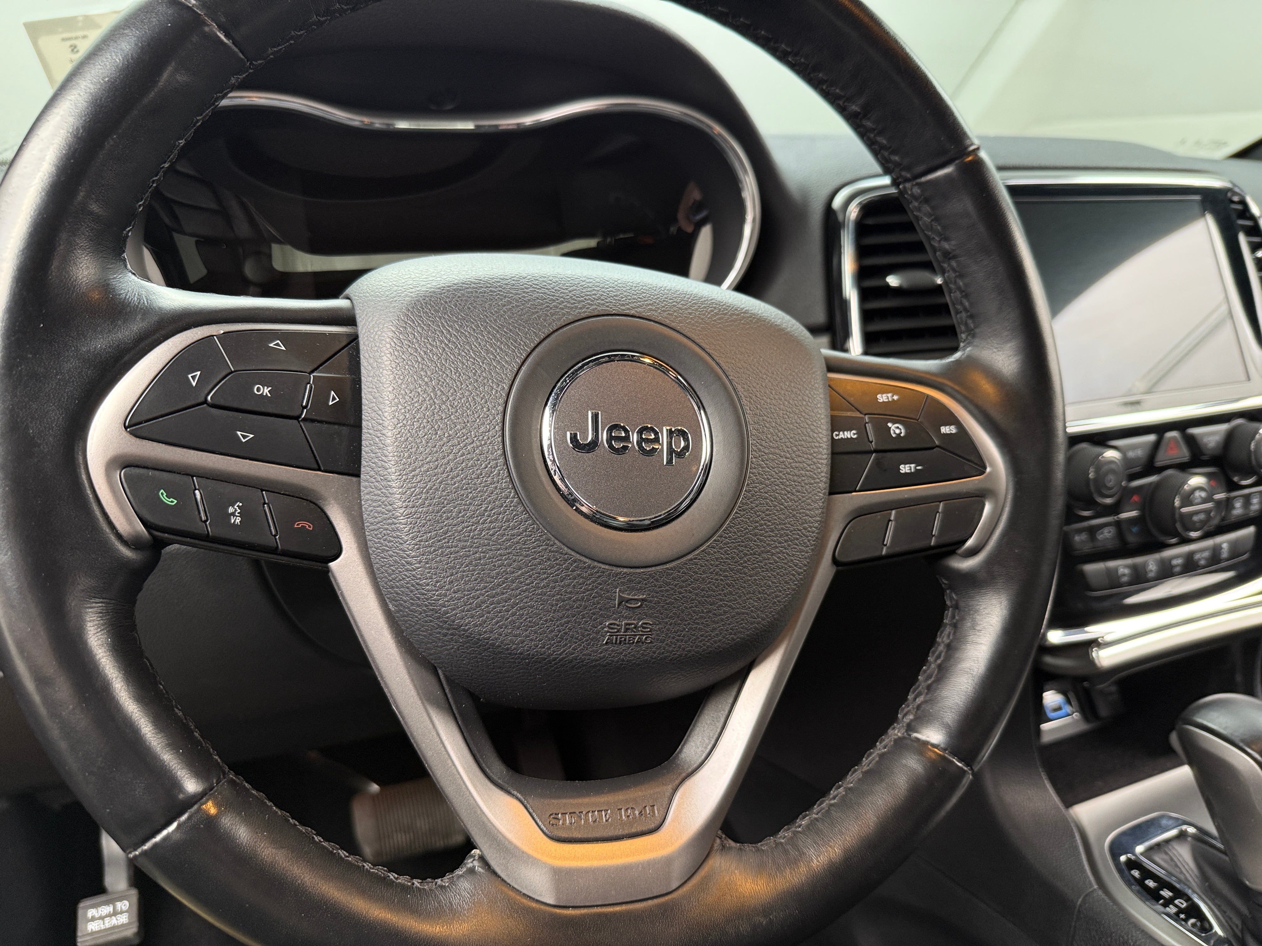 2020 Jeep Grand Cherokee Limited Edition 4