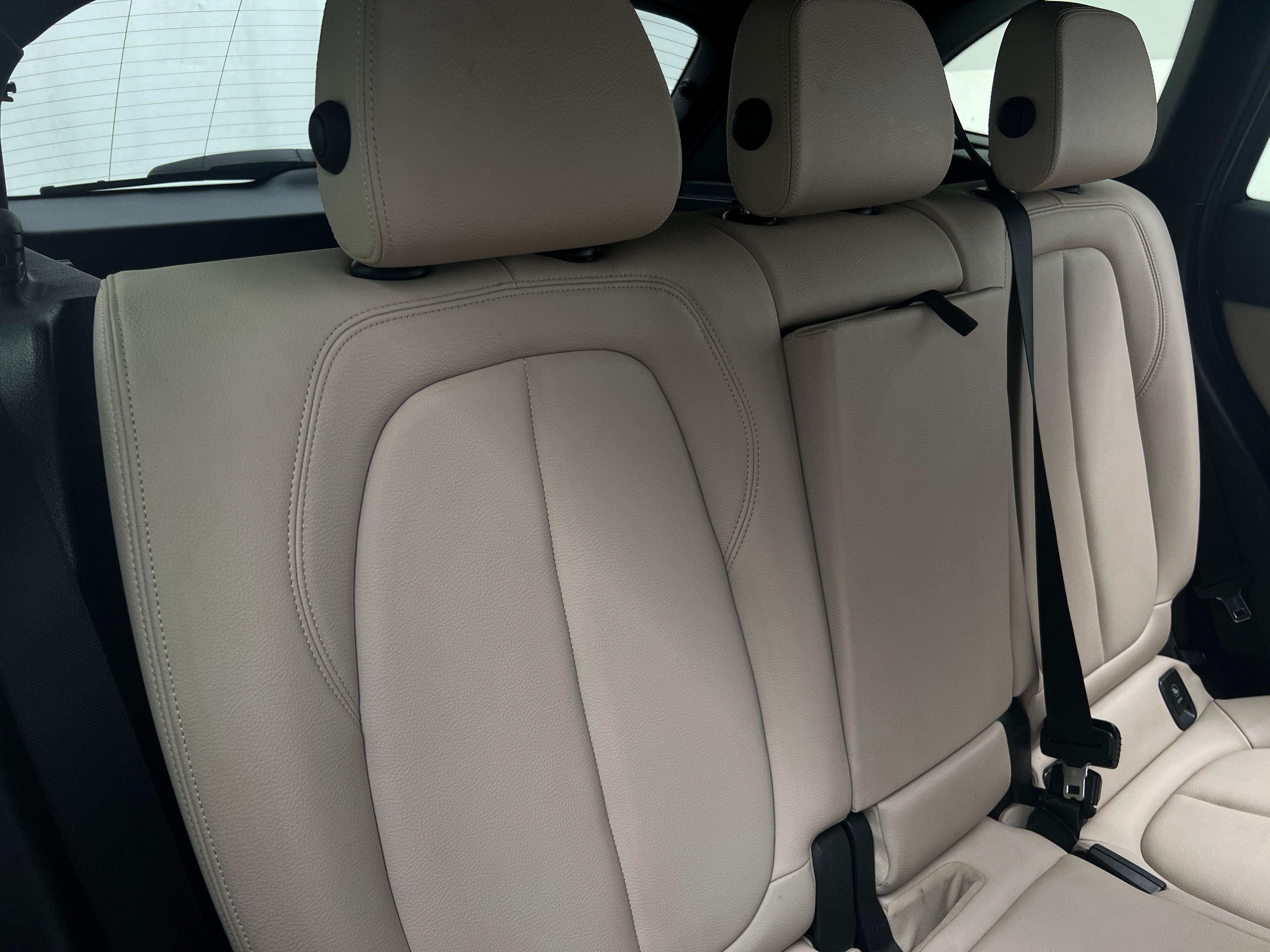 2018 BMW X1 xDrive28i 5
