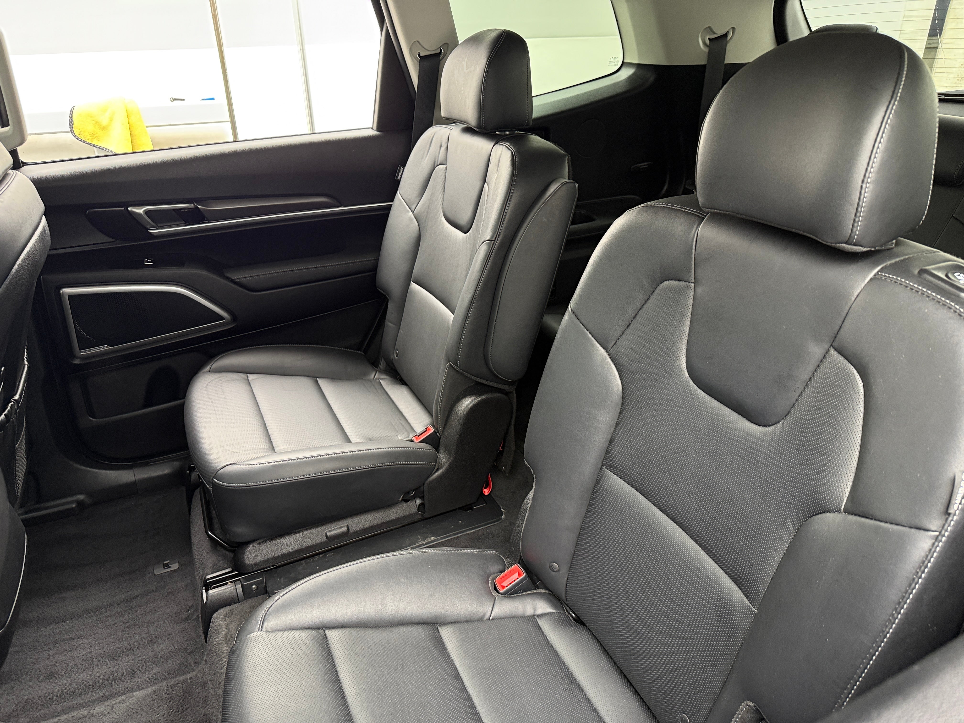2023 Kia Telluride S 4