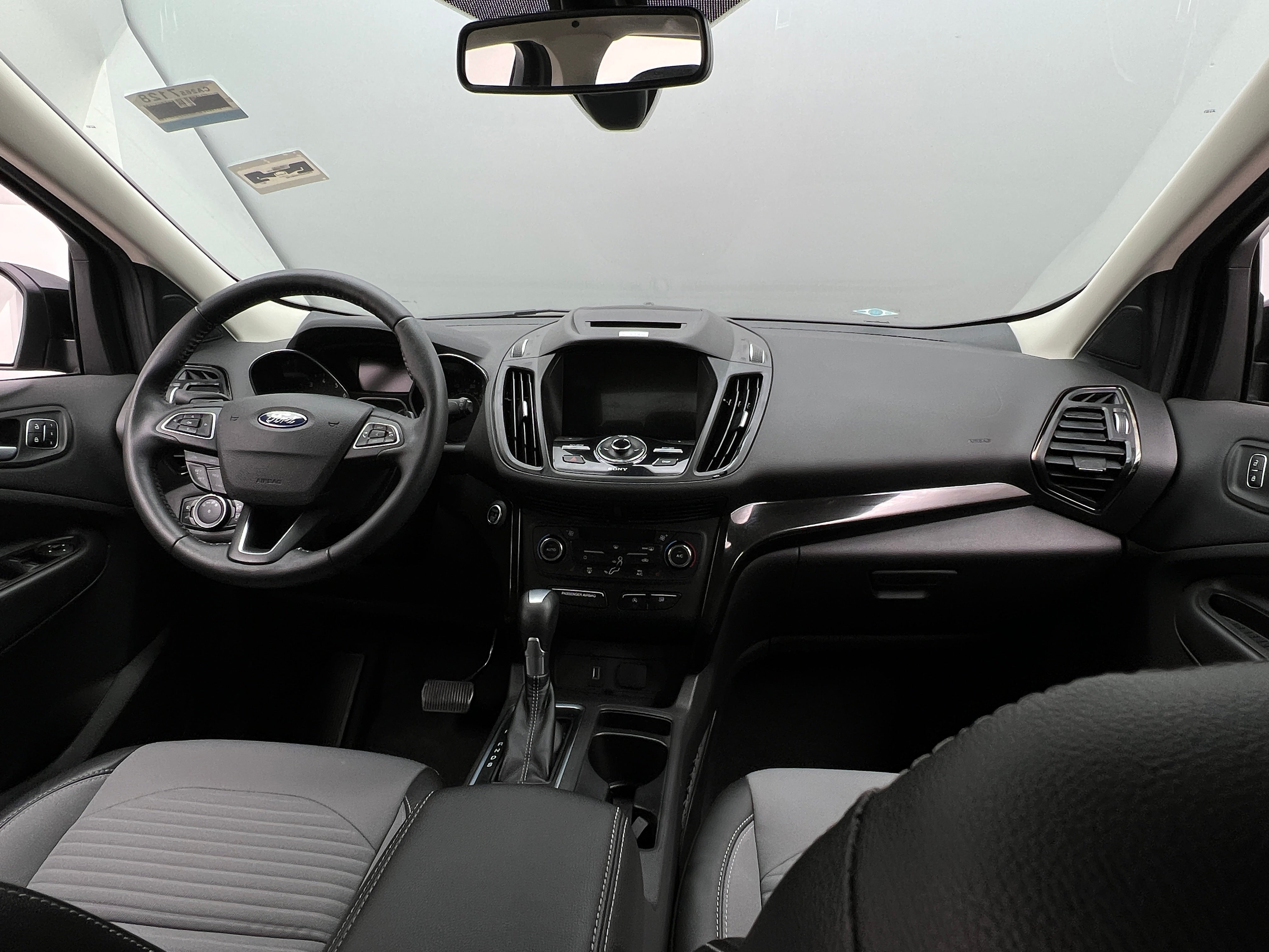 2017 Ford Escape Titanium 2