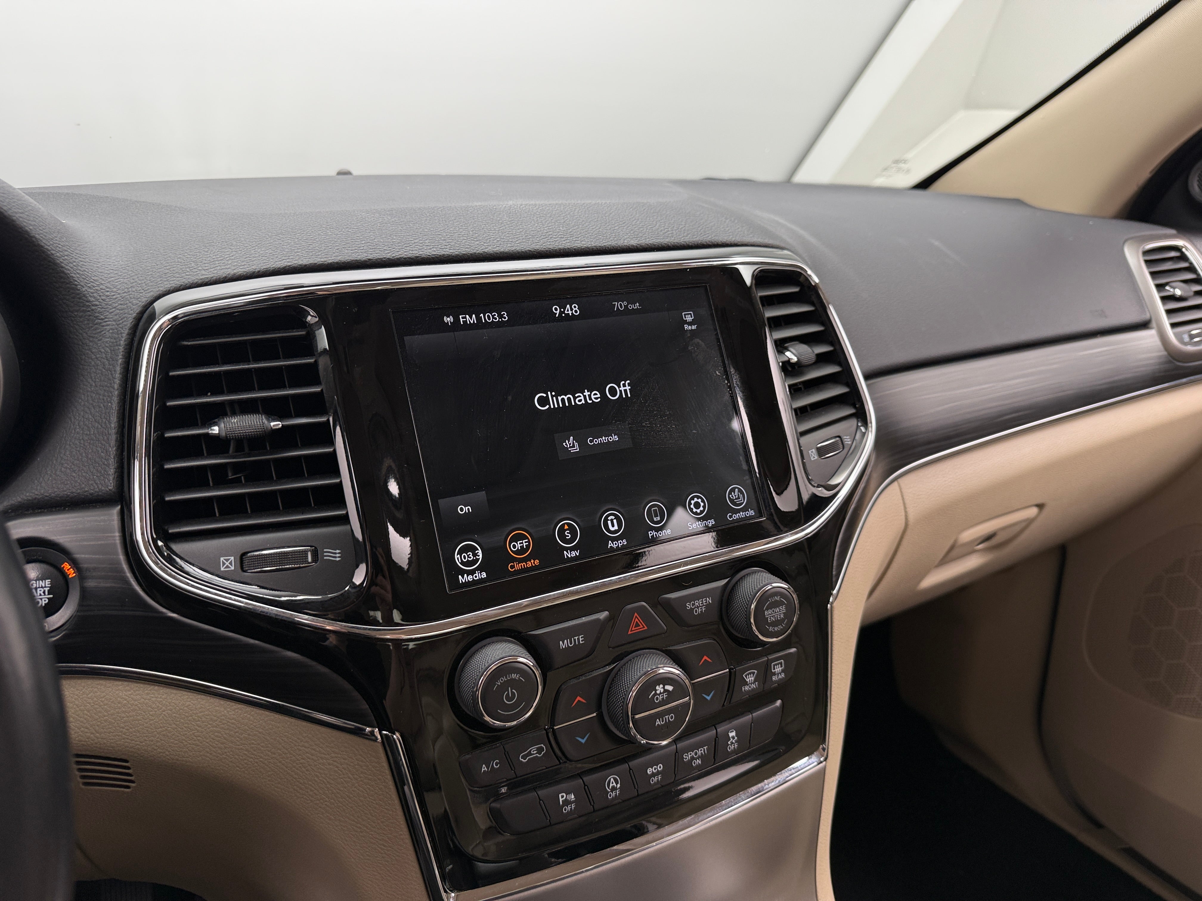2020 Jeep Grand Cherokee Limited Edition 3