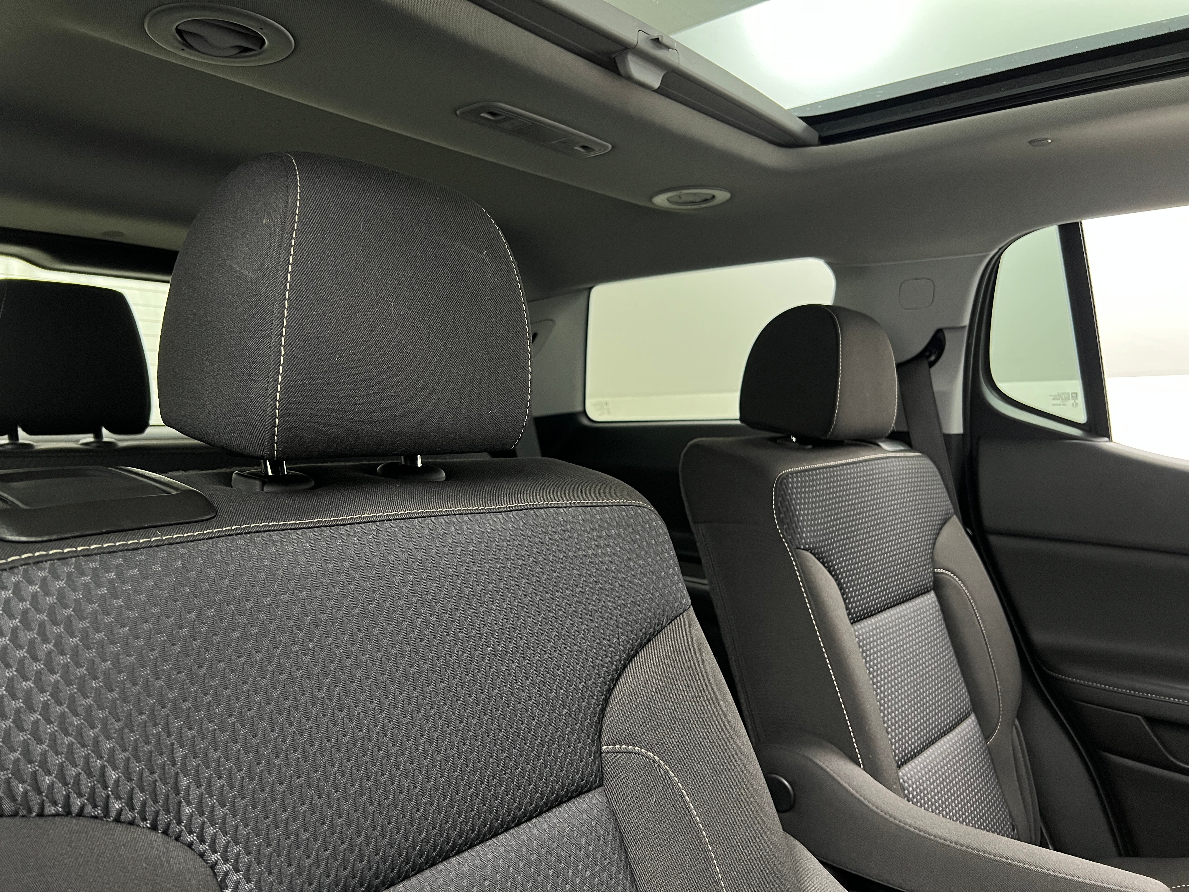 2023 GMC Acadia SLE 6