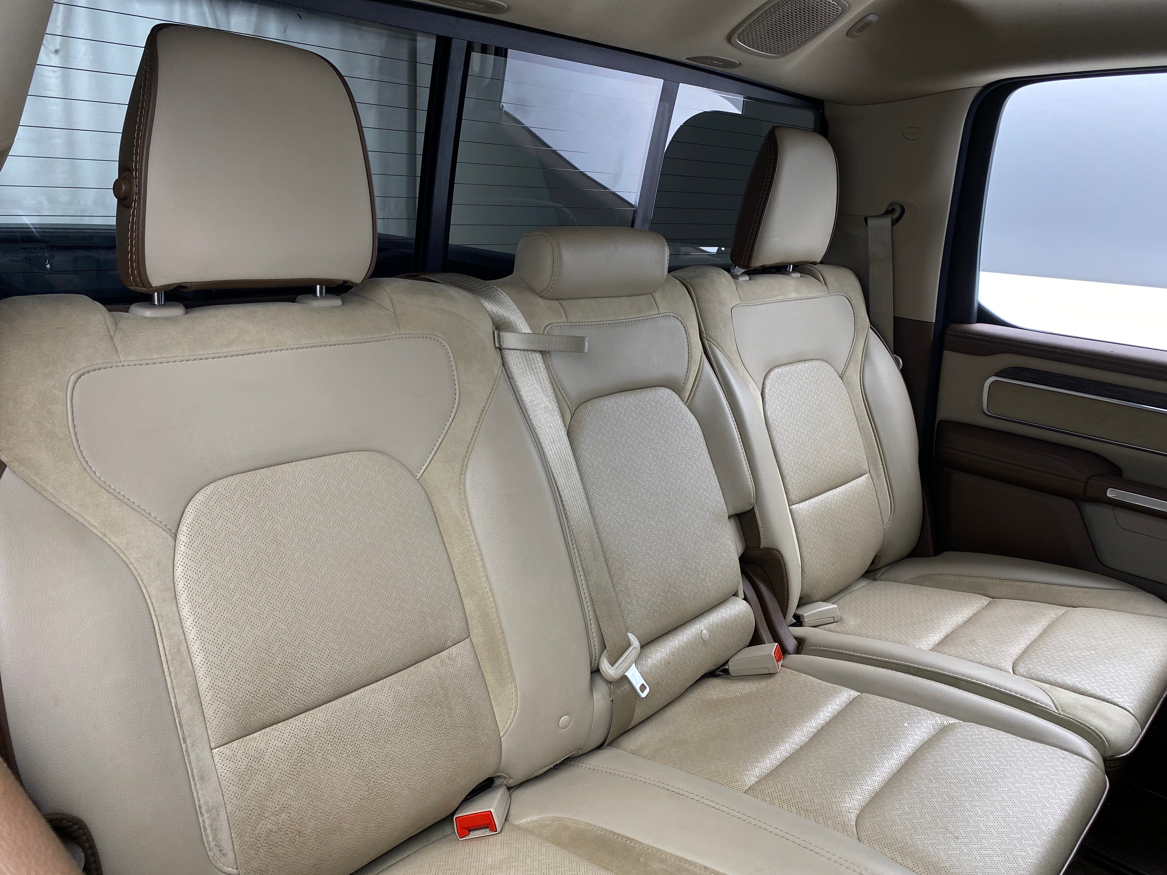2020 RAM 1500 Laramie 5
