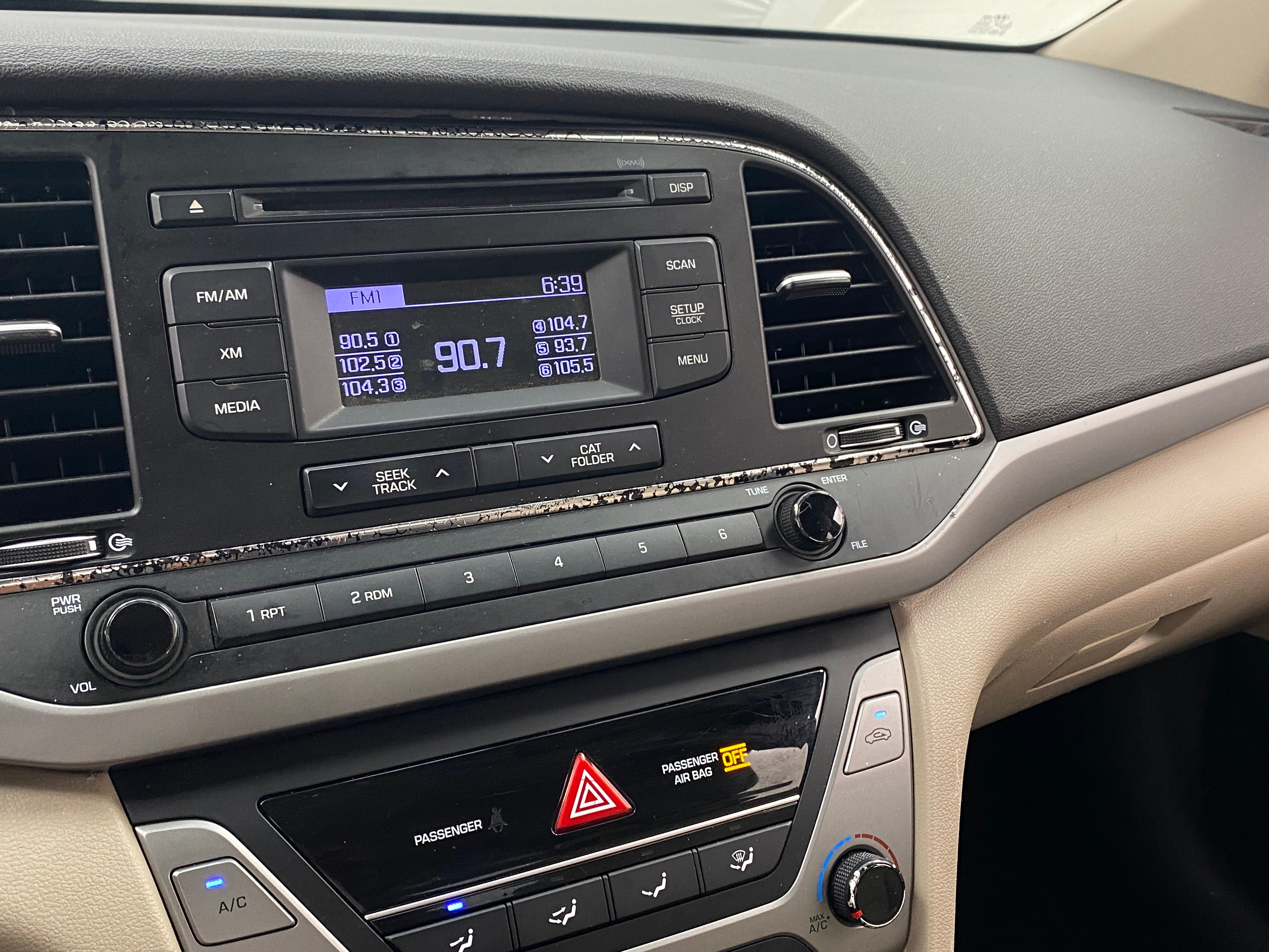 2017 Hyundai Elantra SE 4