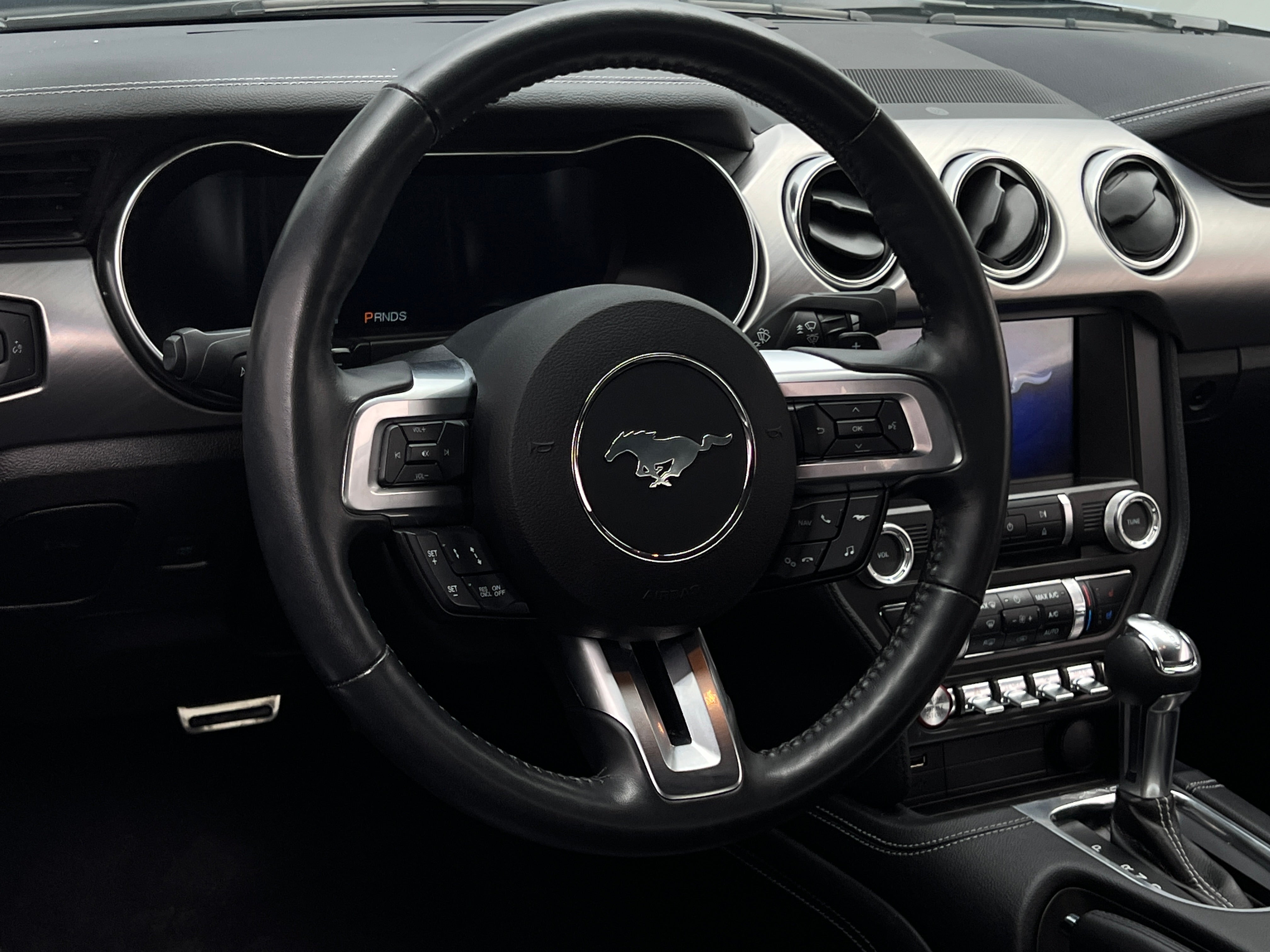 2022 Ford Mustang  3
