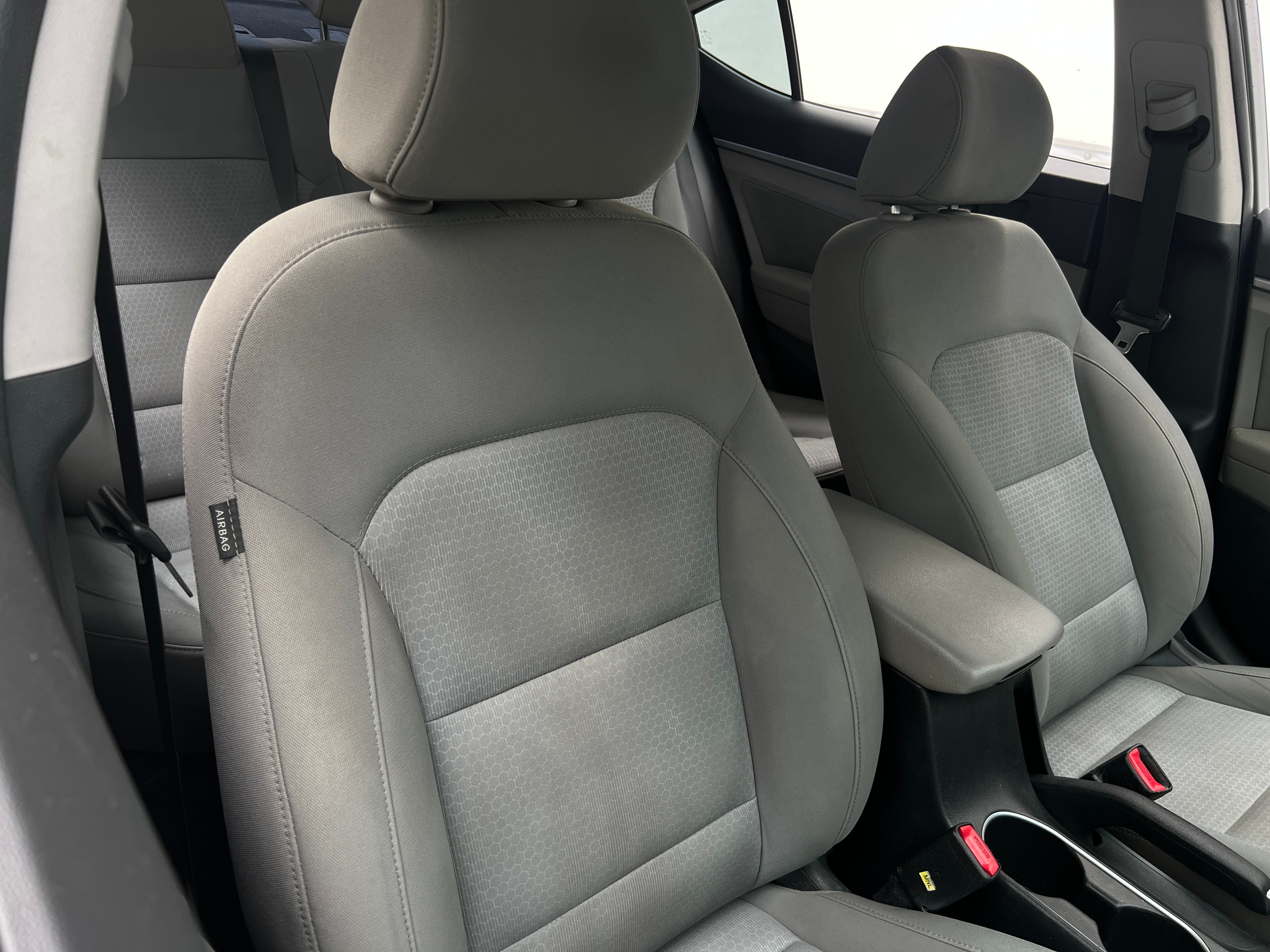 2017 Hyundai Elantra SE 2