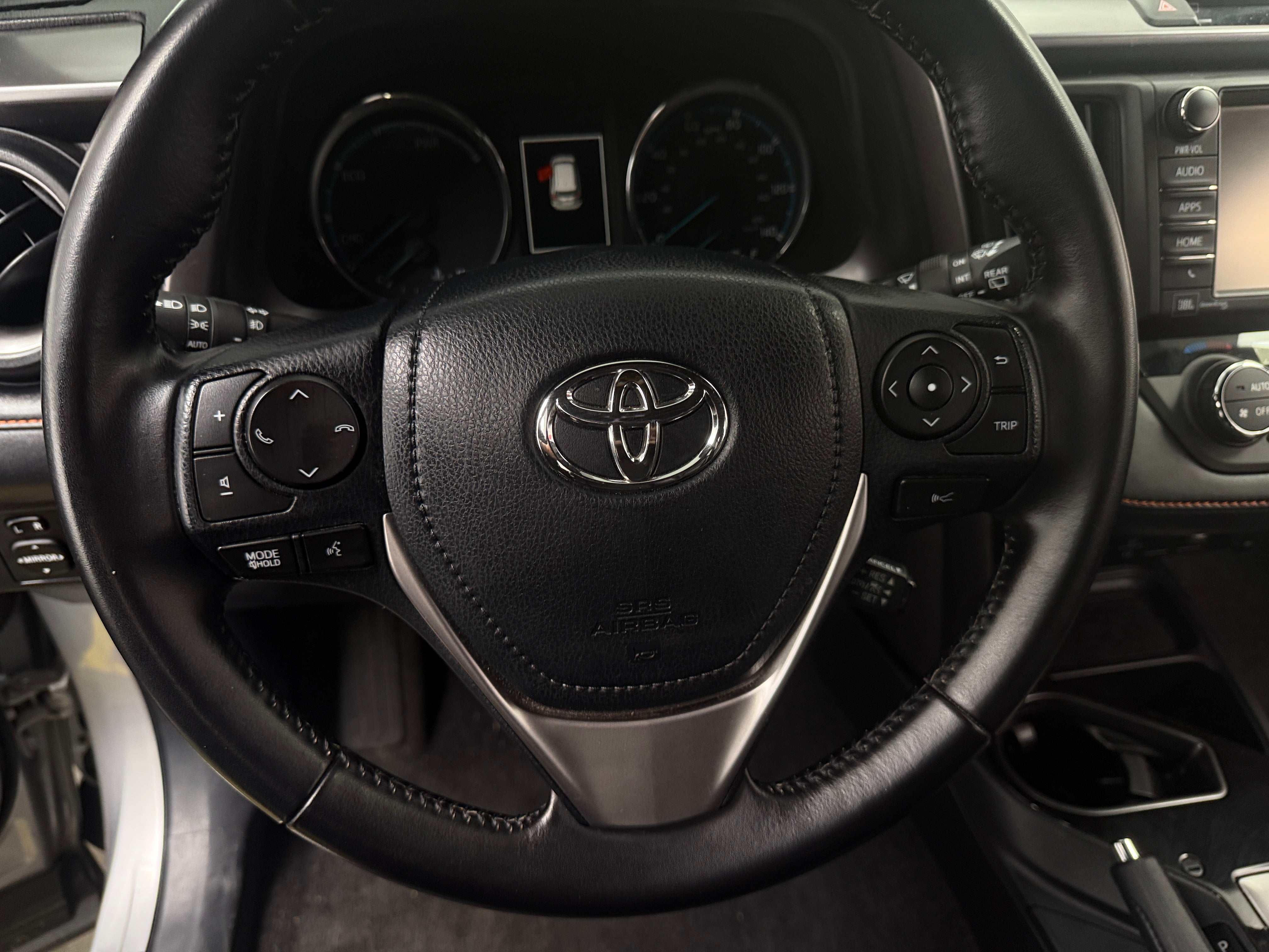 2017 Toyota RAV4 SE 5