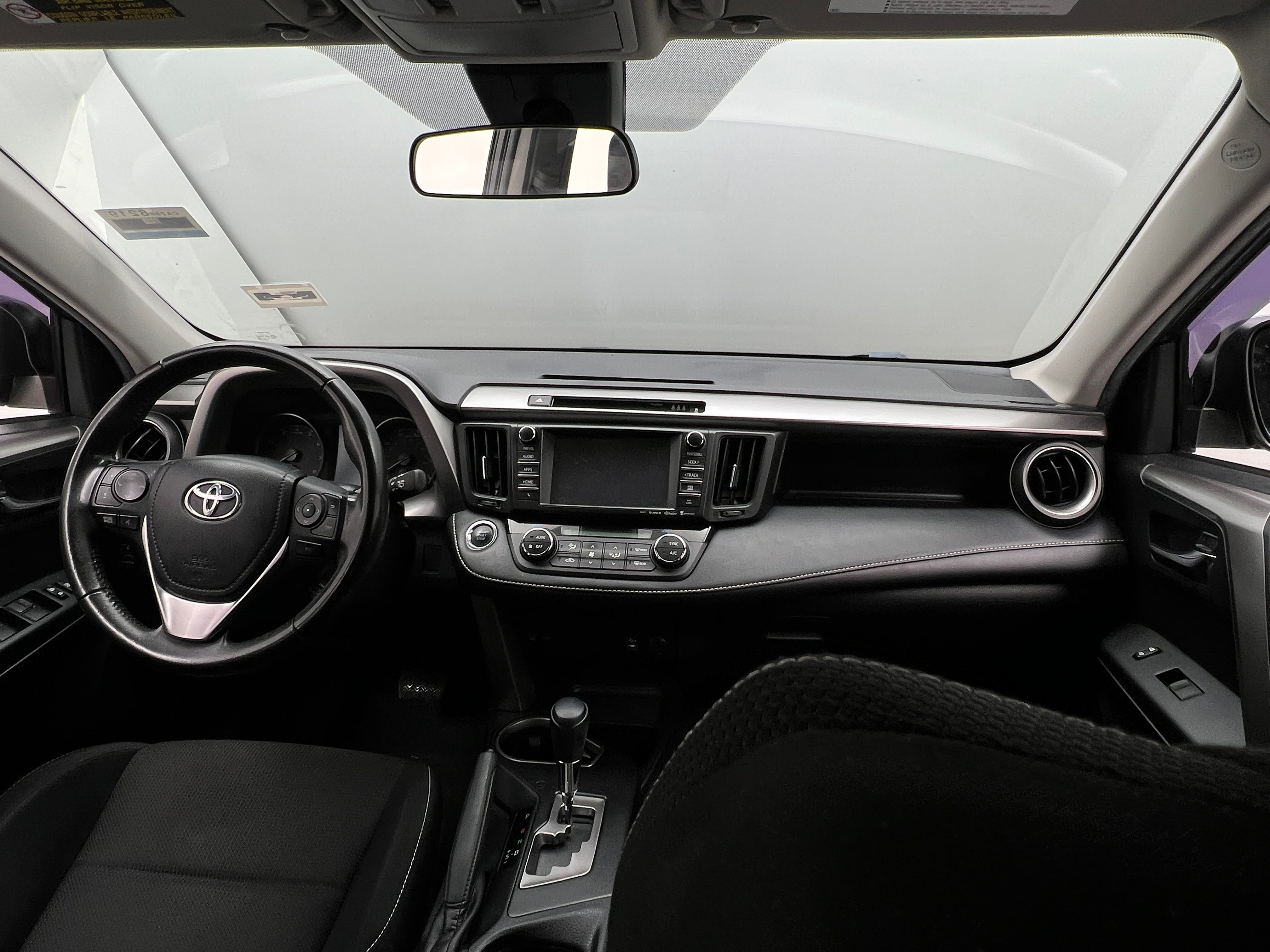 2017 Toyota RAV4 XLE 3