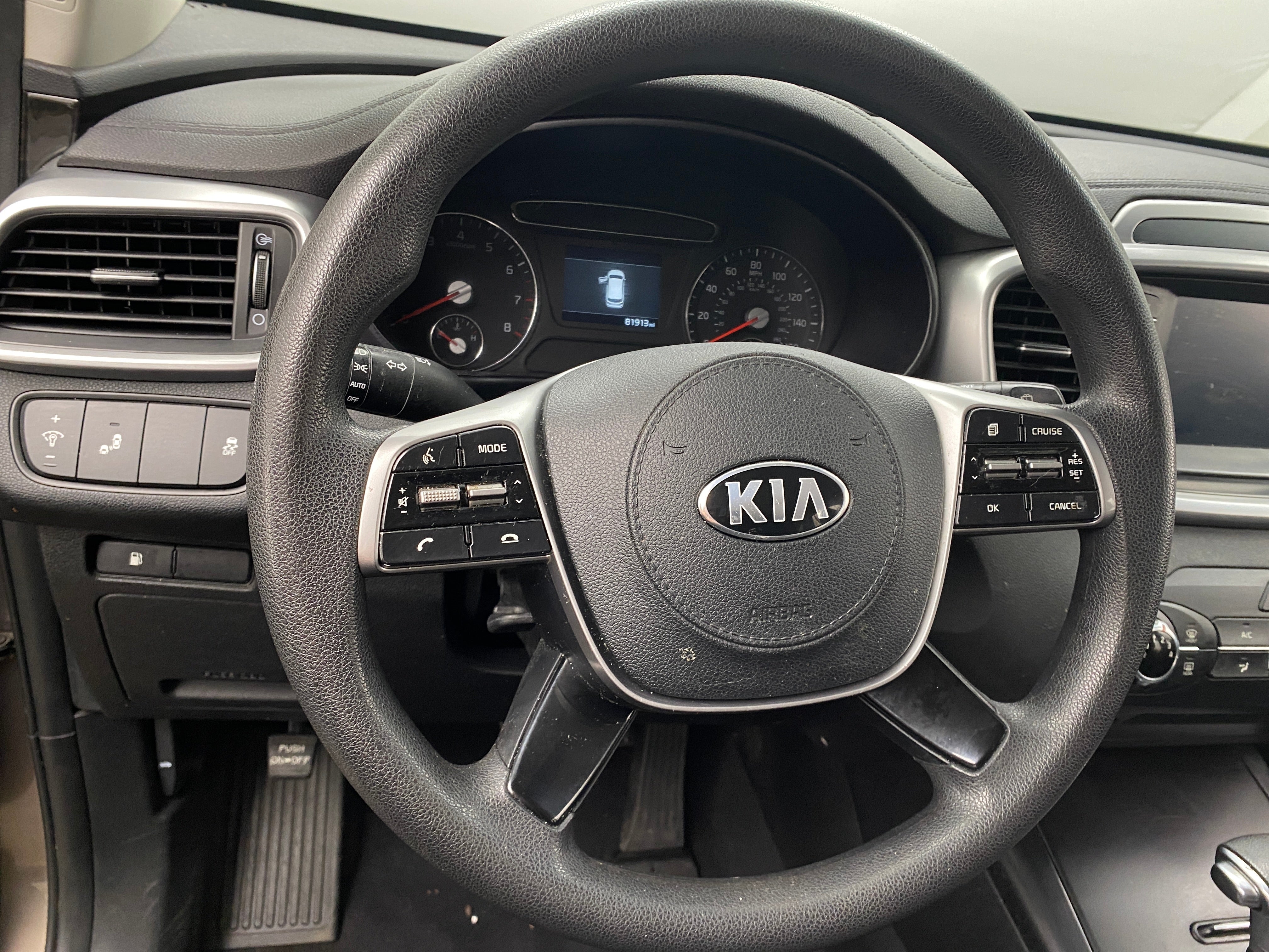 2019 Kia Sorento LX 5