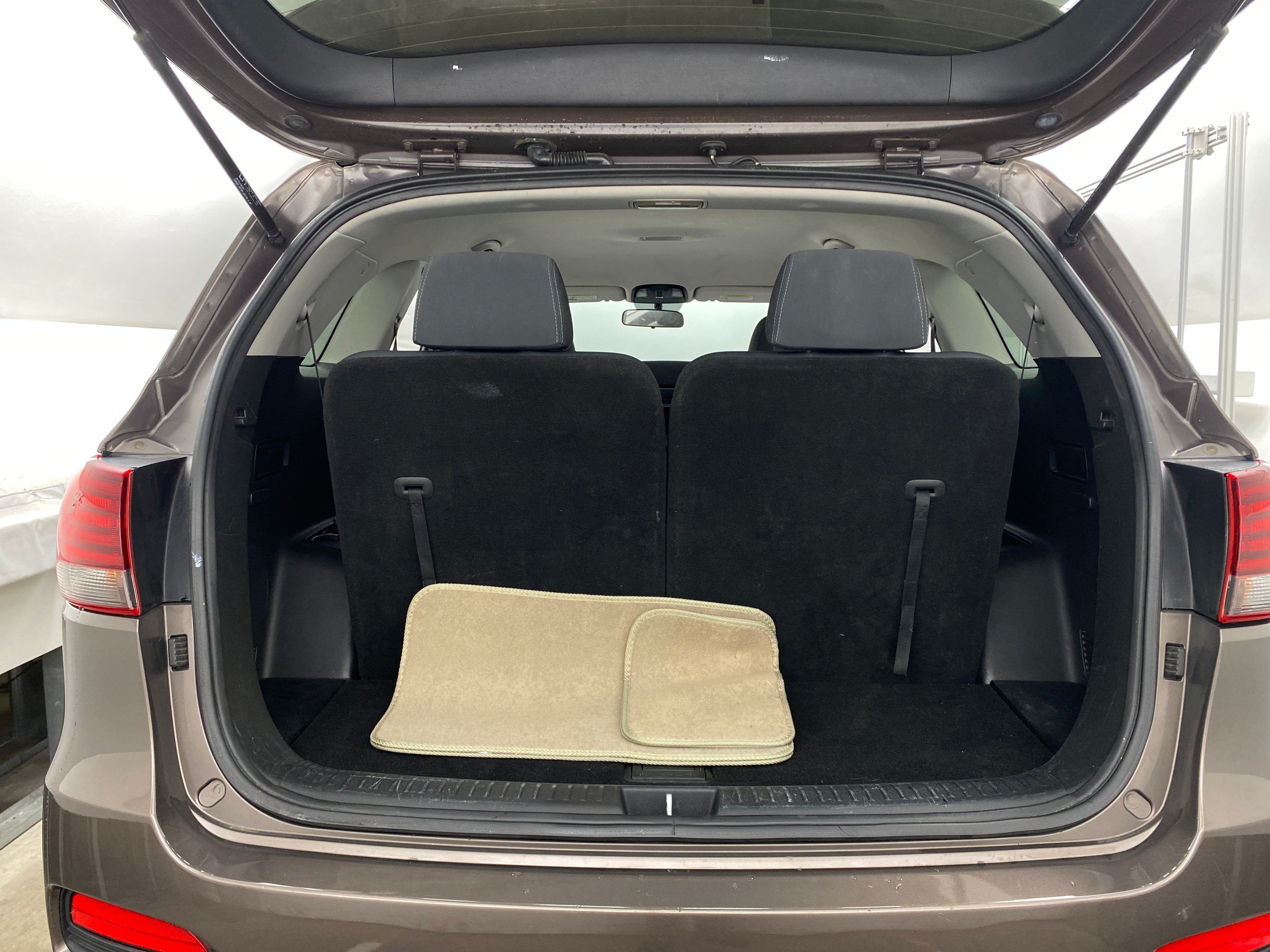 2019 Kia Sorento LX 7