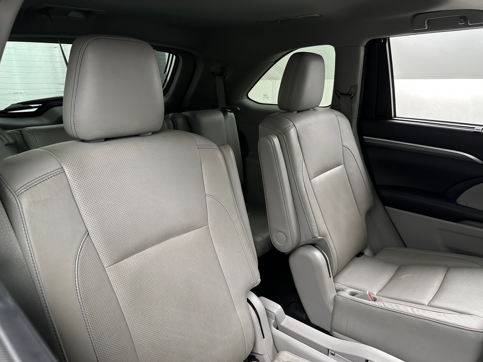 Thumbnail: 2017 Toyota Highlander - 5