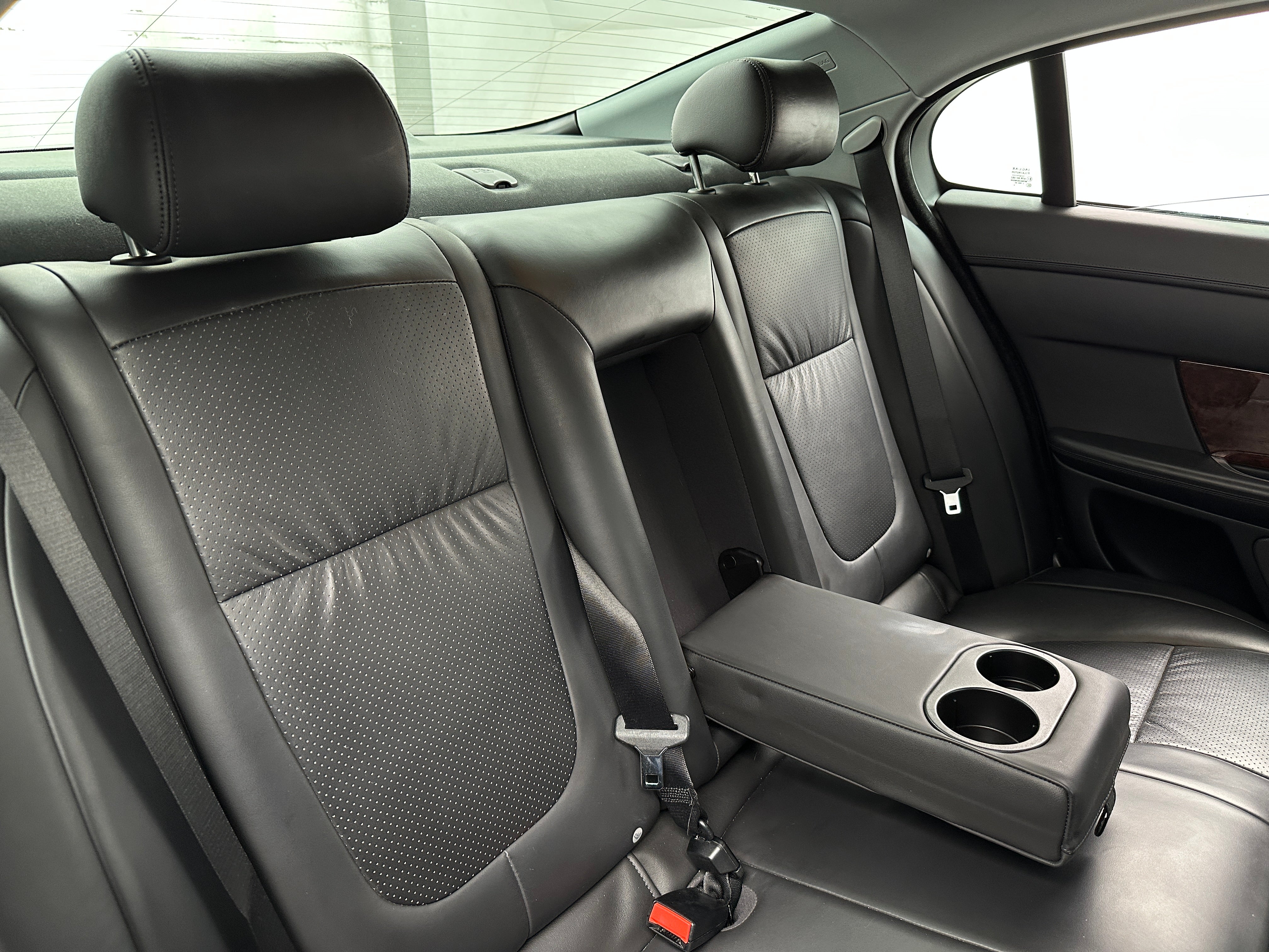 2011 Jaguar XF Premium 5