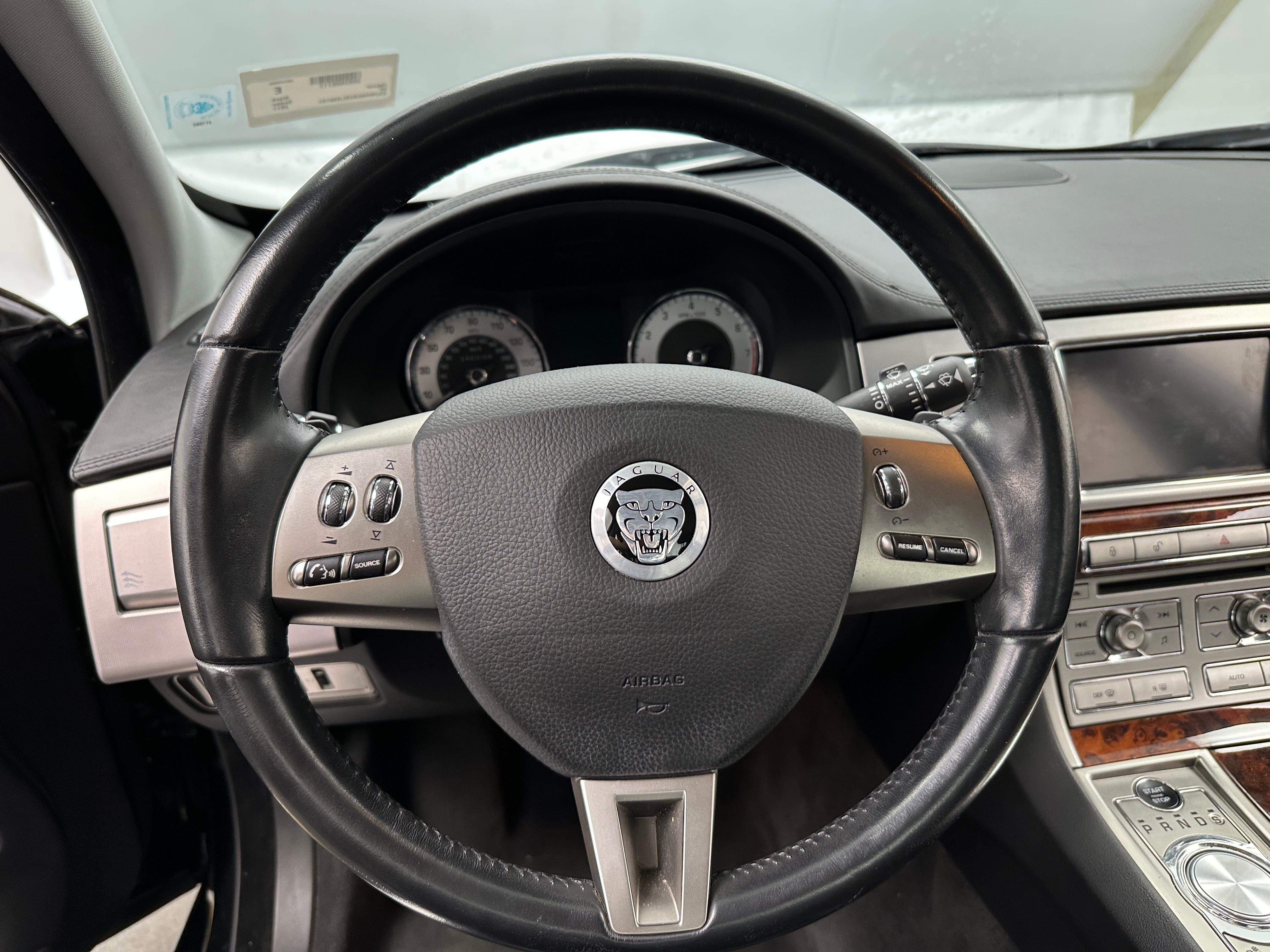 2011 Jaguar XF Premium 4
