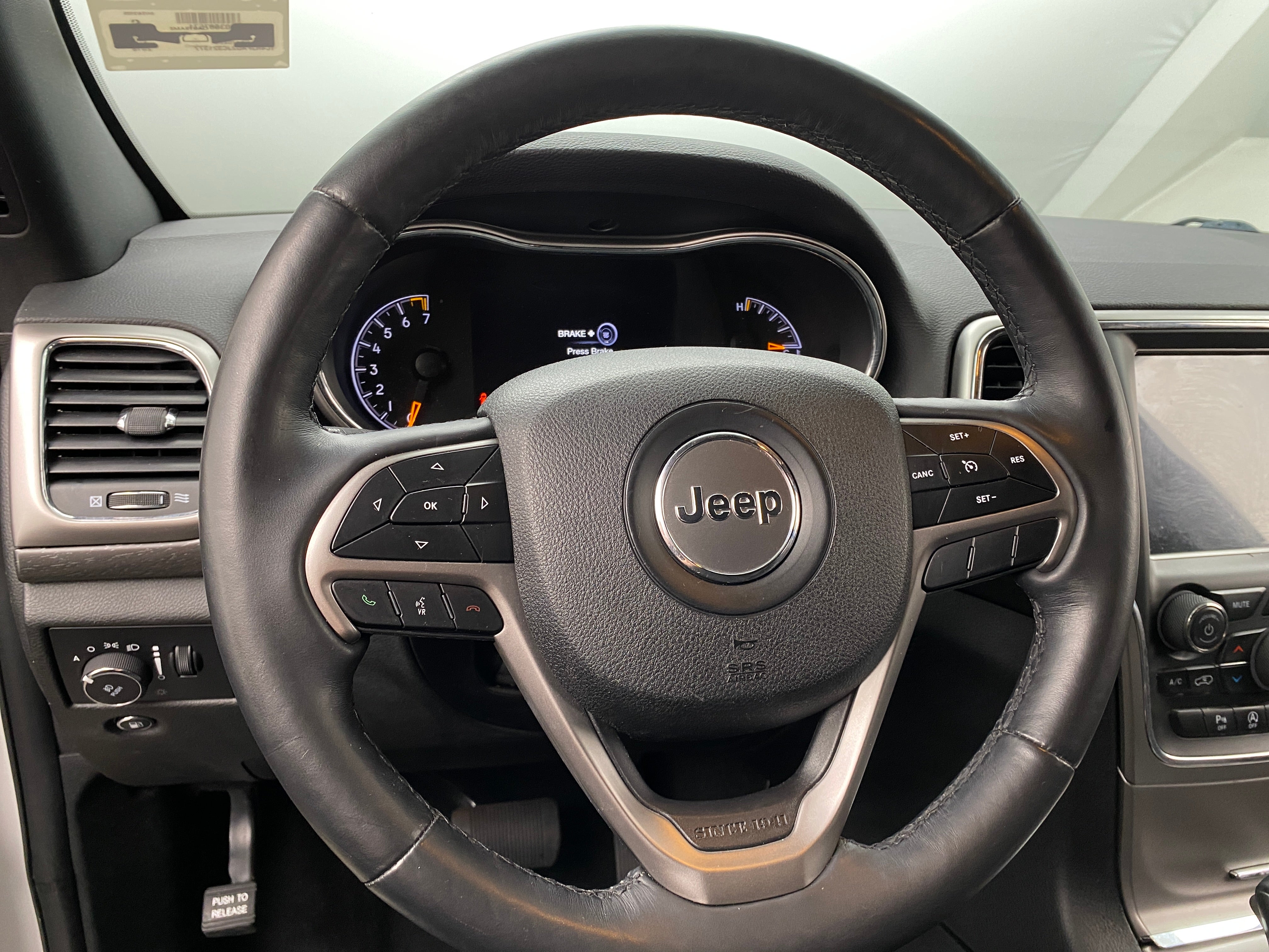 2018 Jeep Grand Cherokee Laredo 5