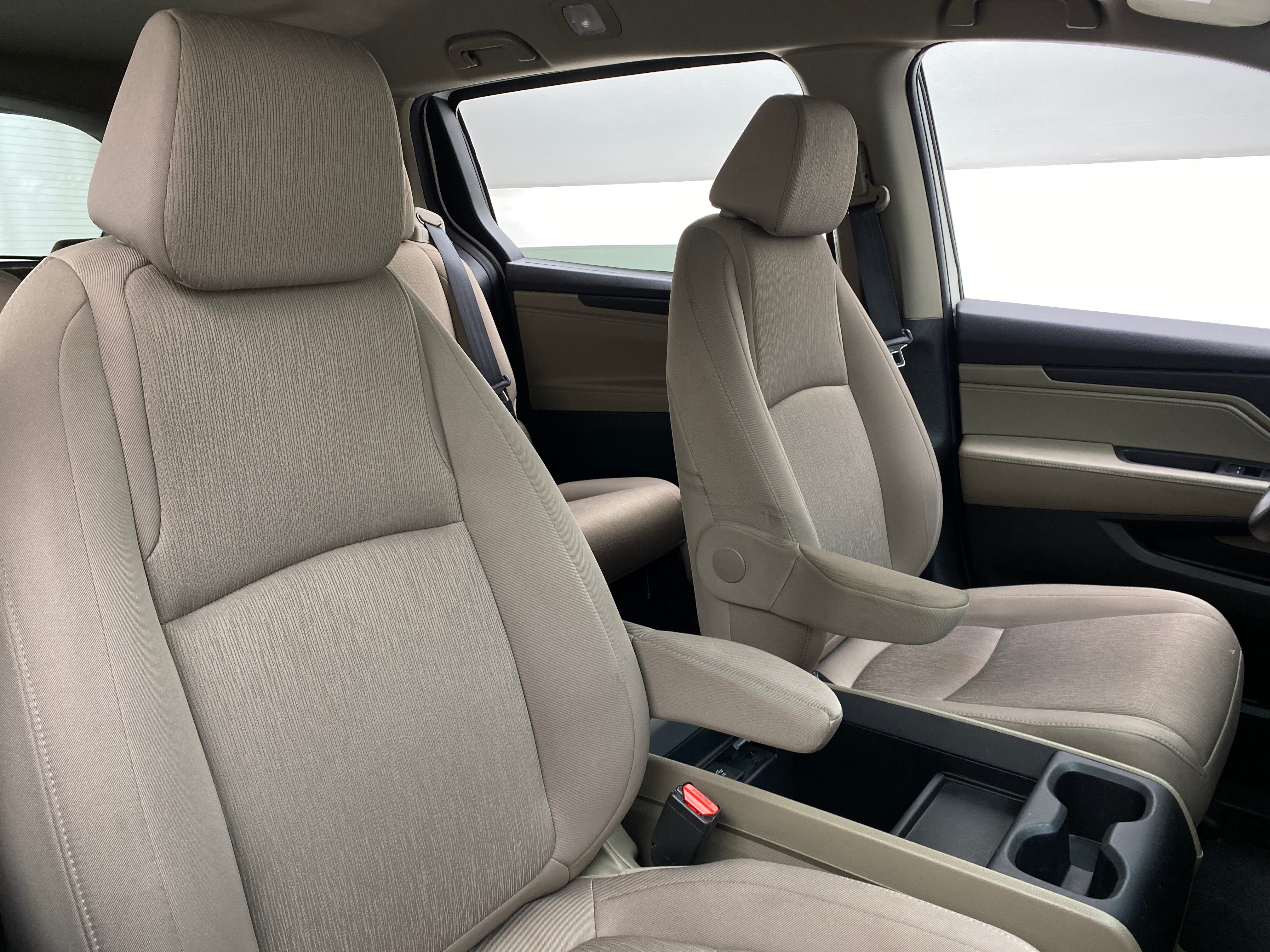 2018 Honda Odyssey LX 2