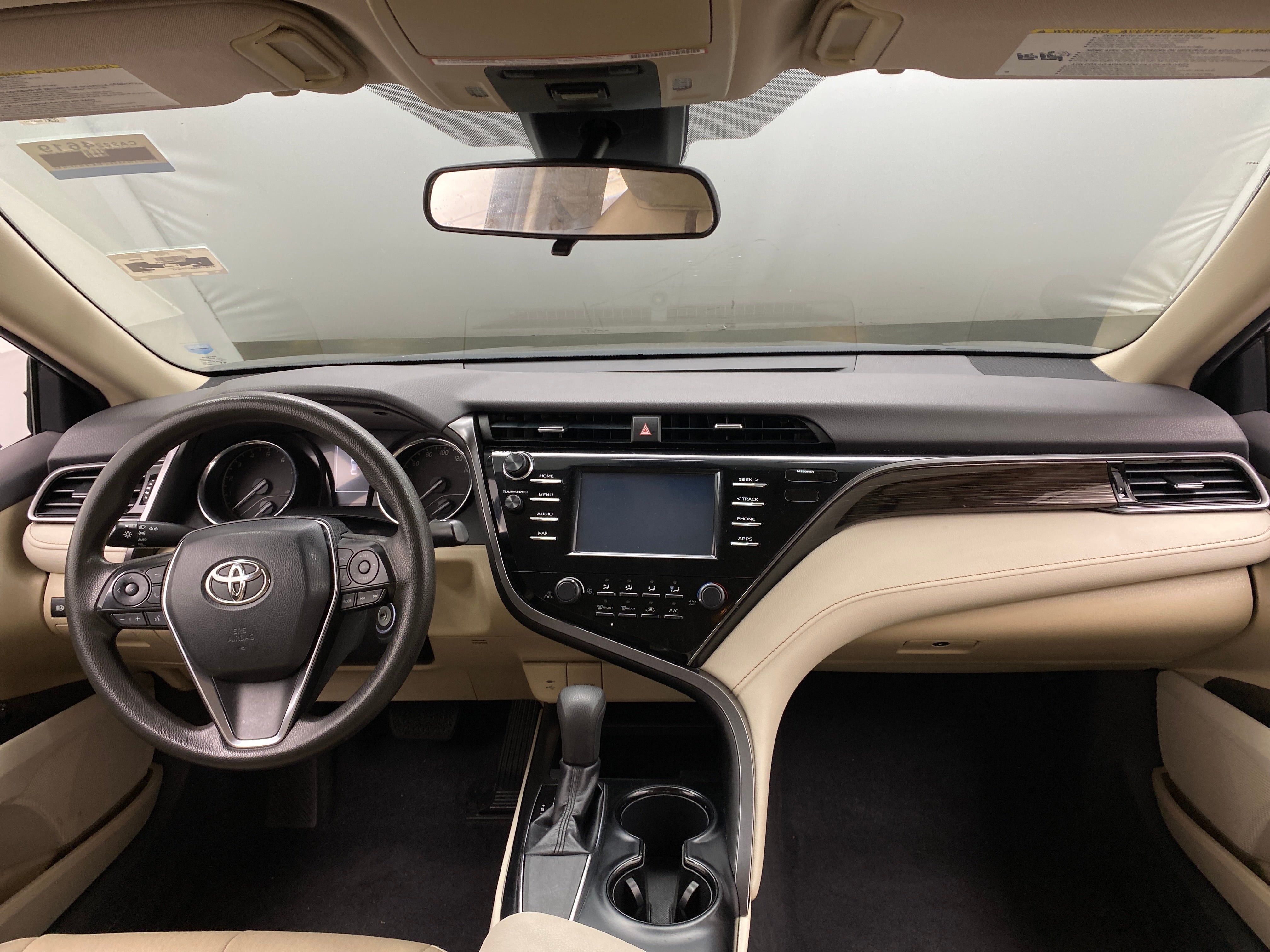 2019 Toyota Camry LE 3