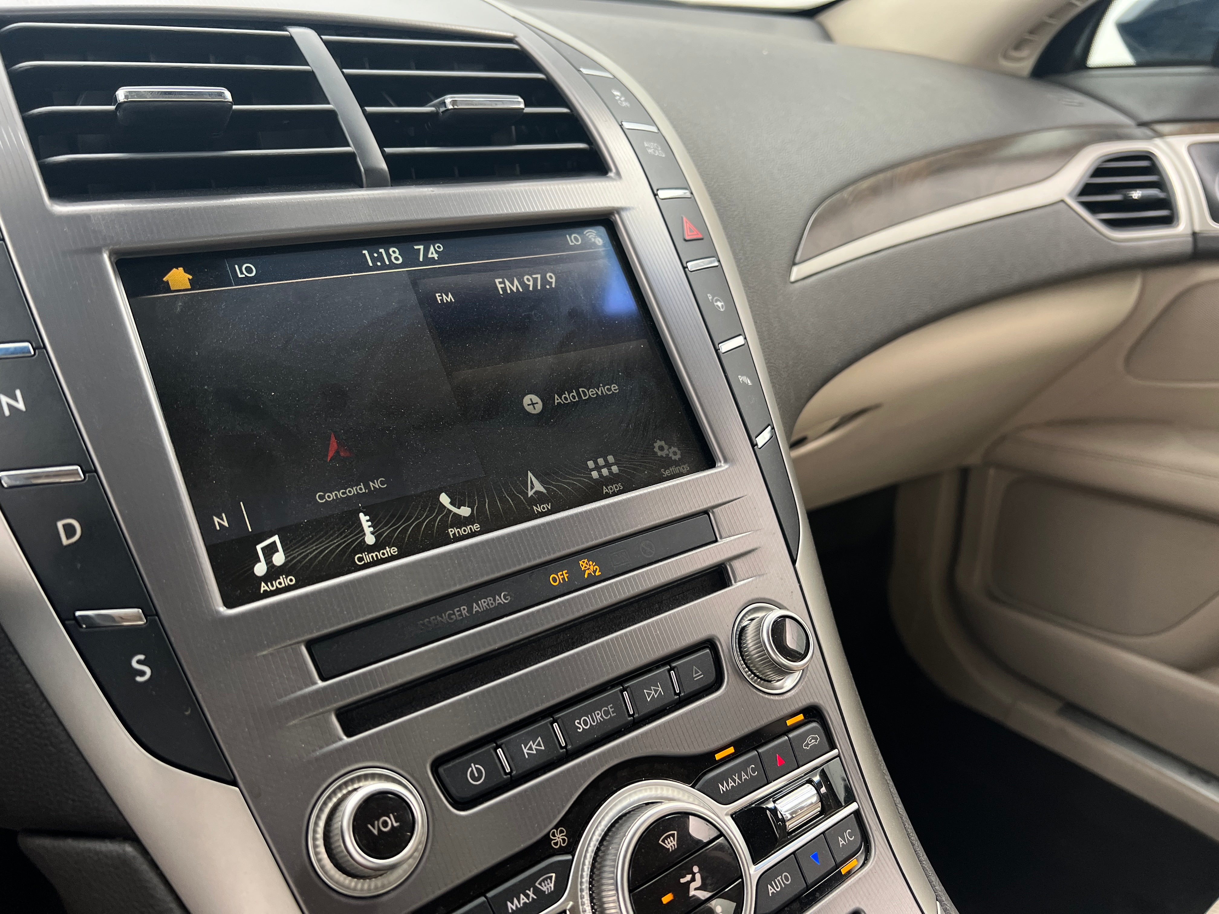 2018 Lincoln MKZ Reserve 3