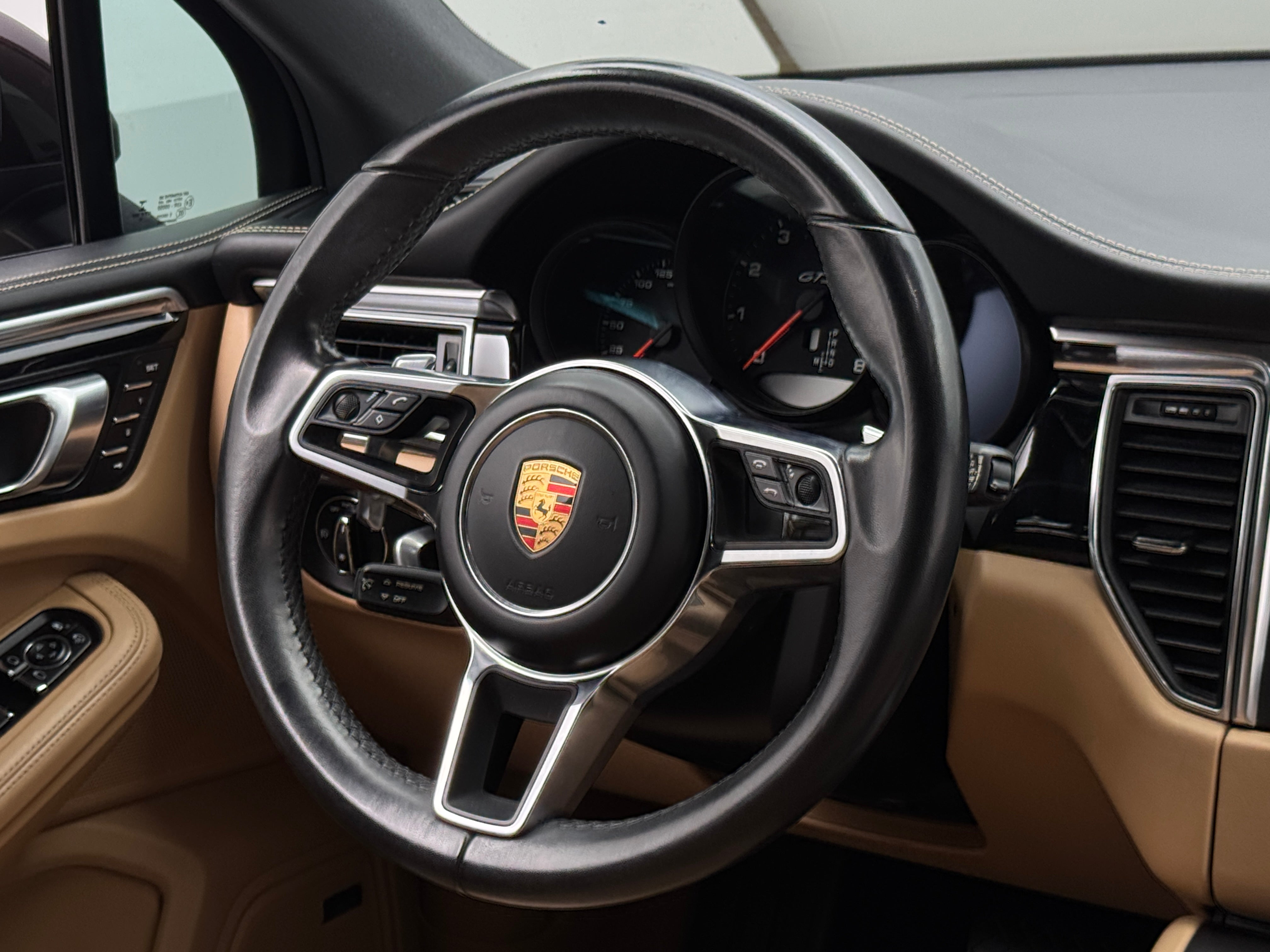 2018 Porsche Macan GTS 4