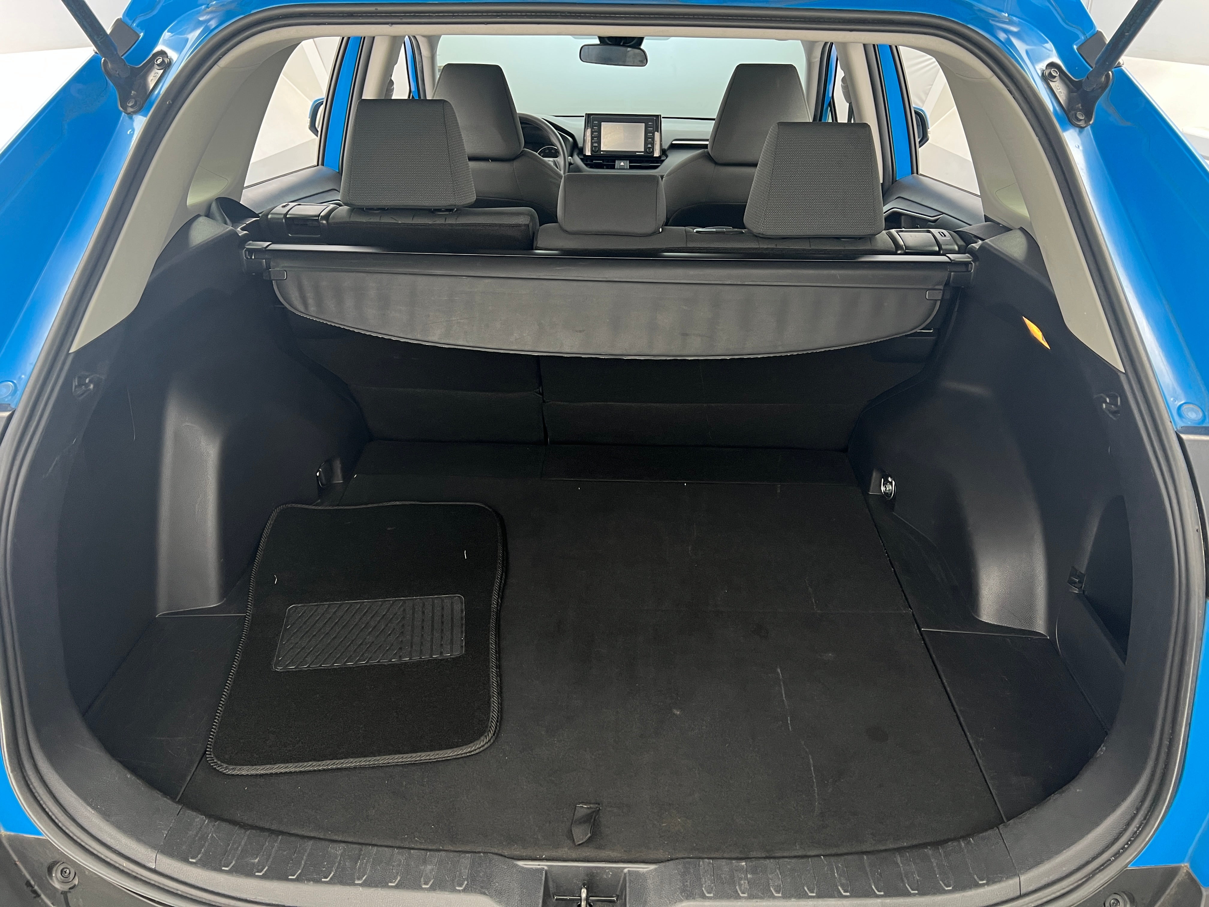 2021 Toyota RAV4 XLE 7