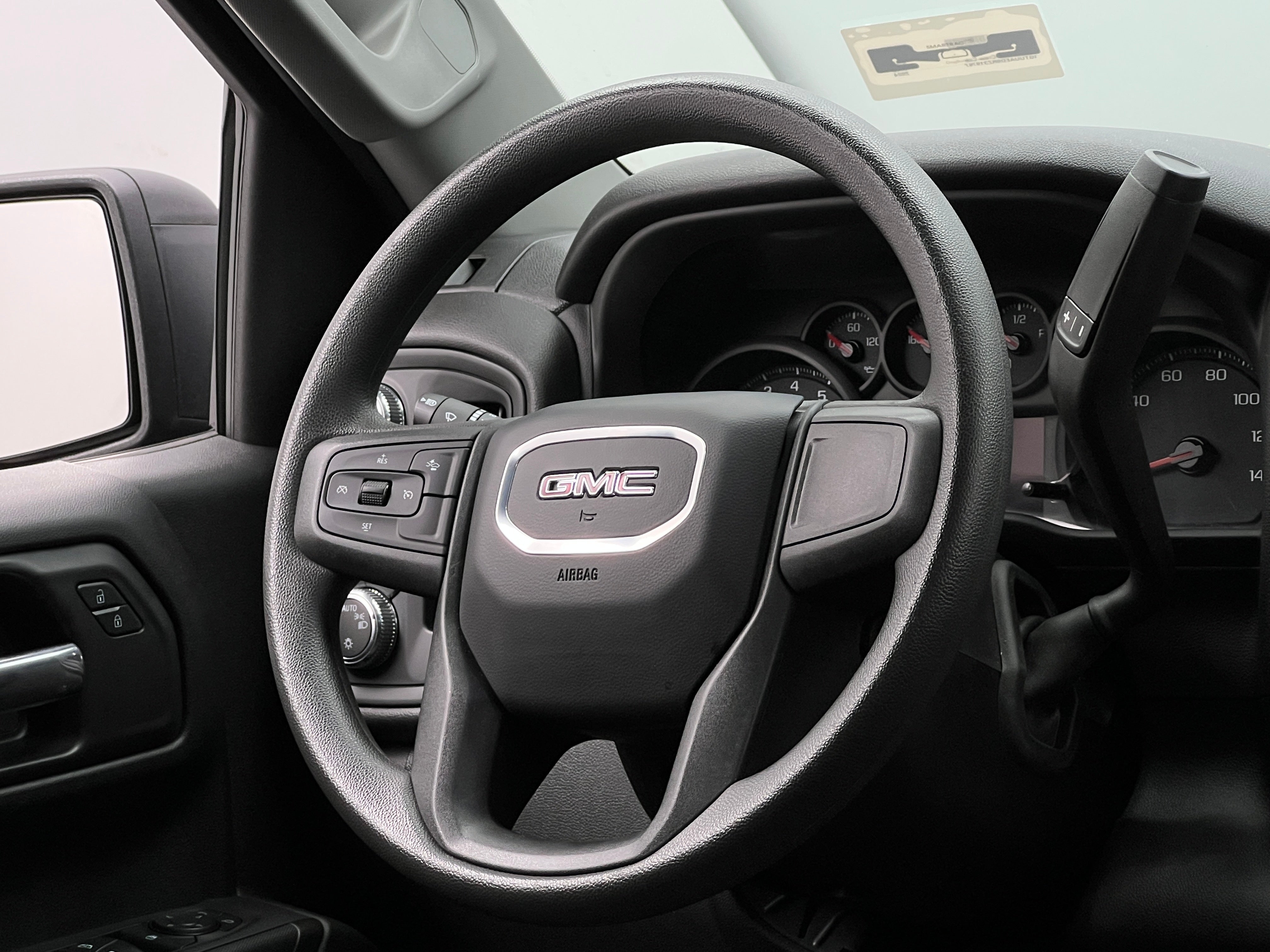 2024 GMC Sierra 1500 Pro 5