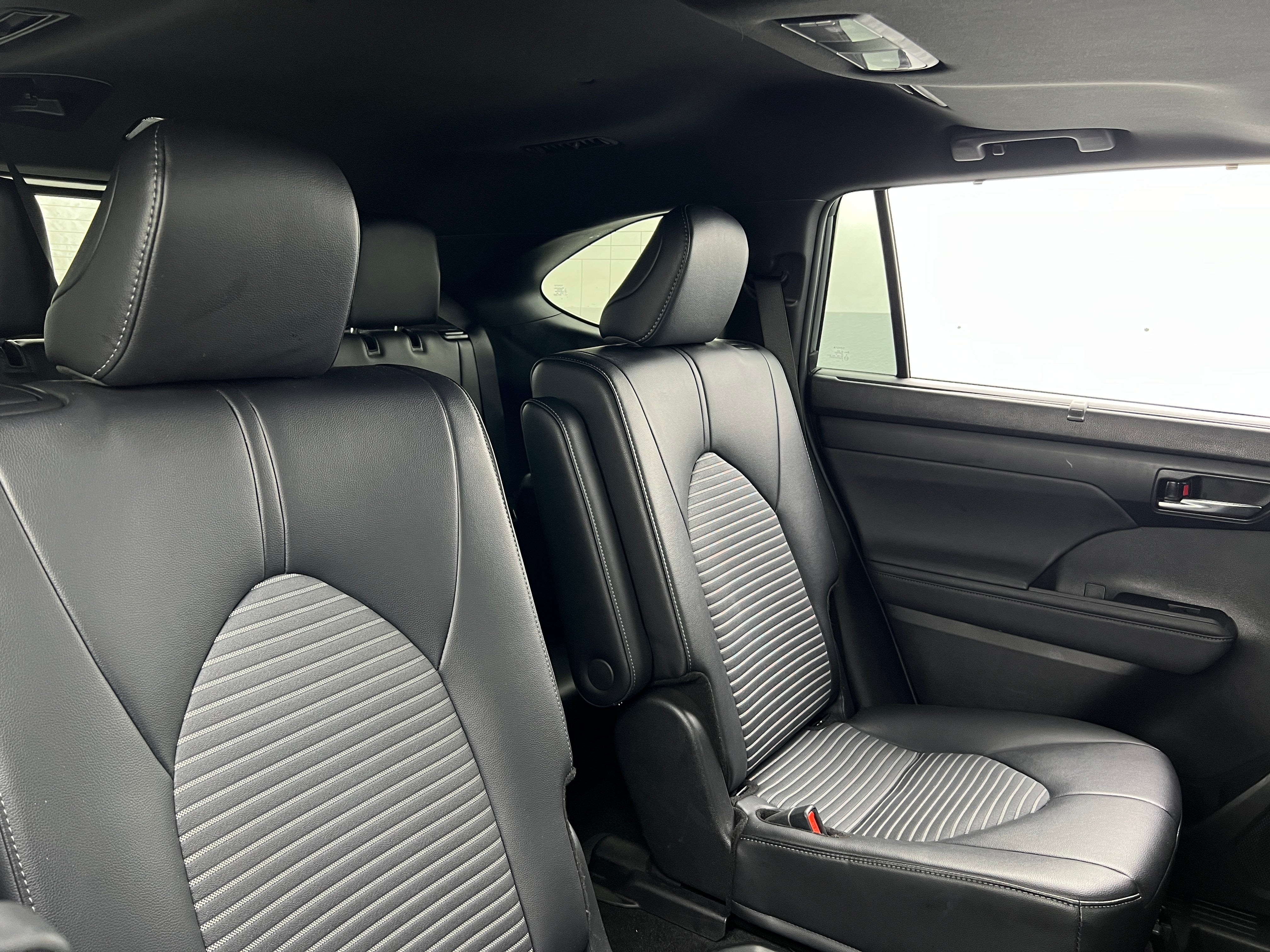 2024 Toyota Highlander XSE 5