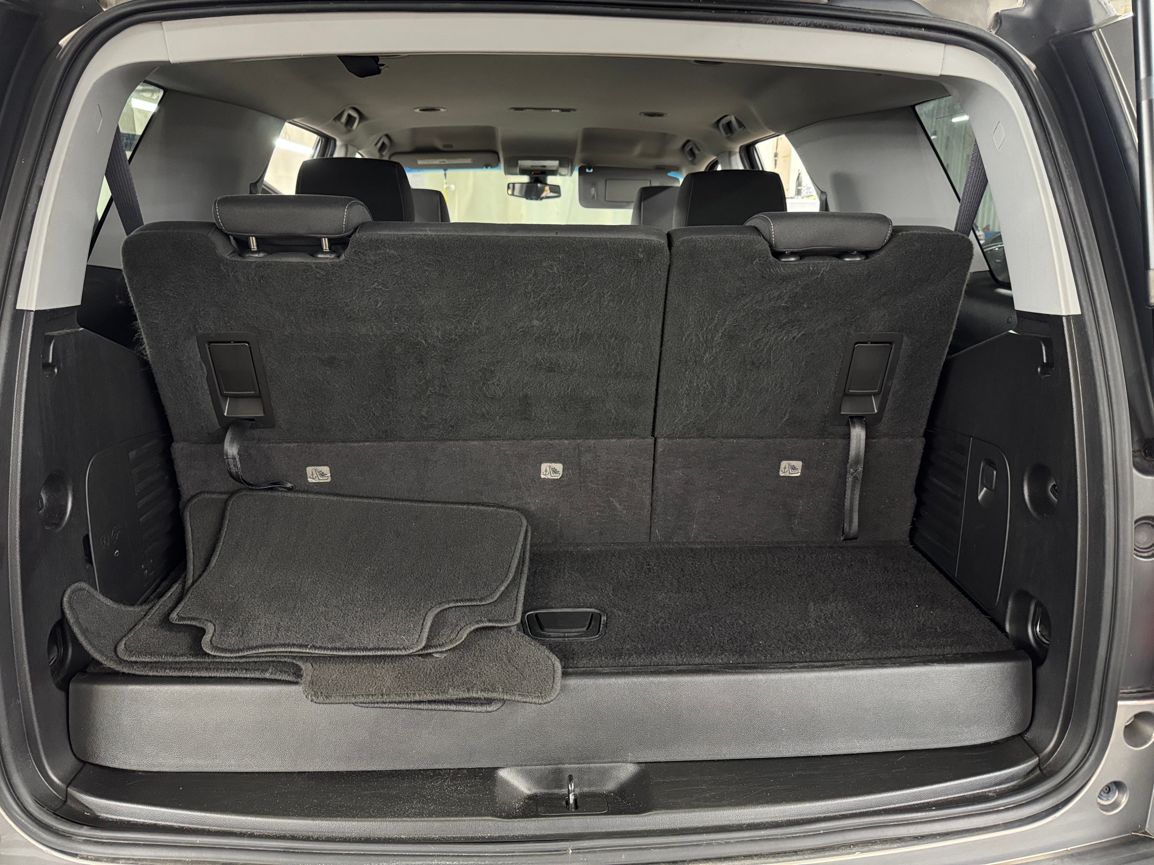 2017 Chevrolet Tahoe LS 7