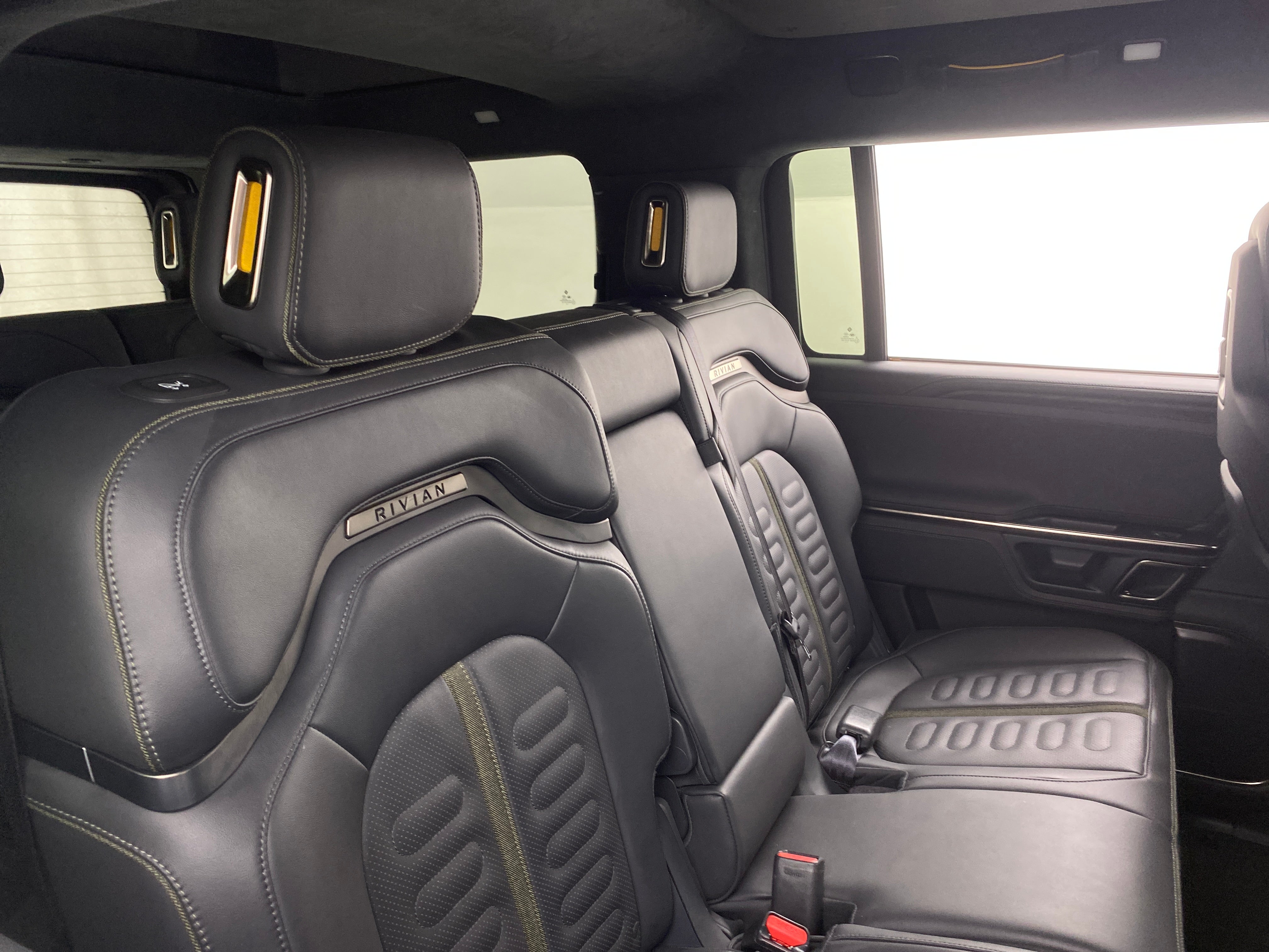 2022 Rivian R1S Launch Edition 5