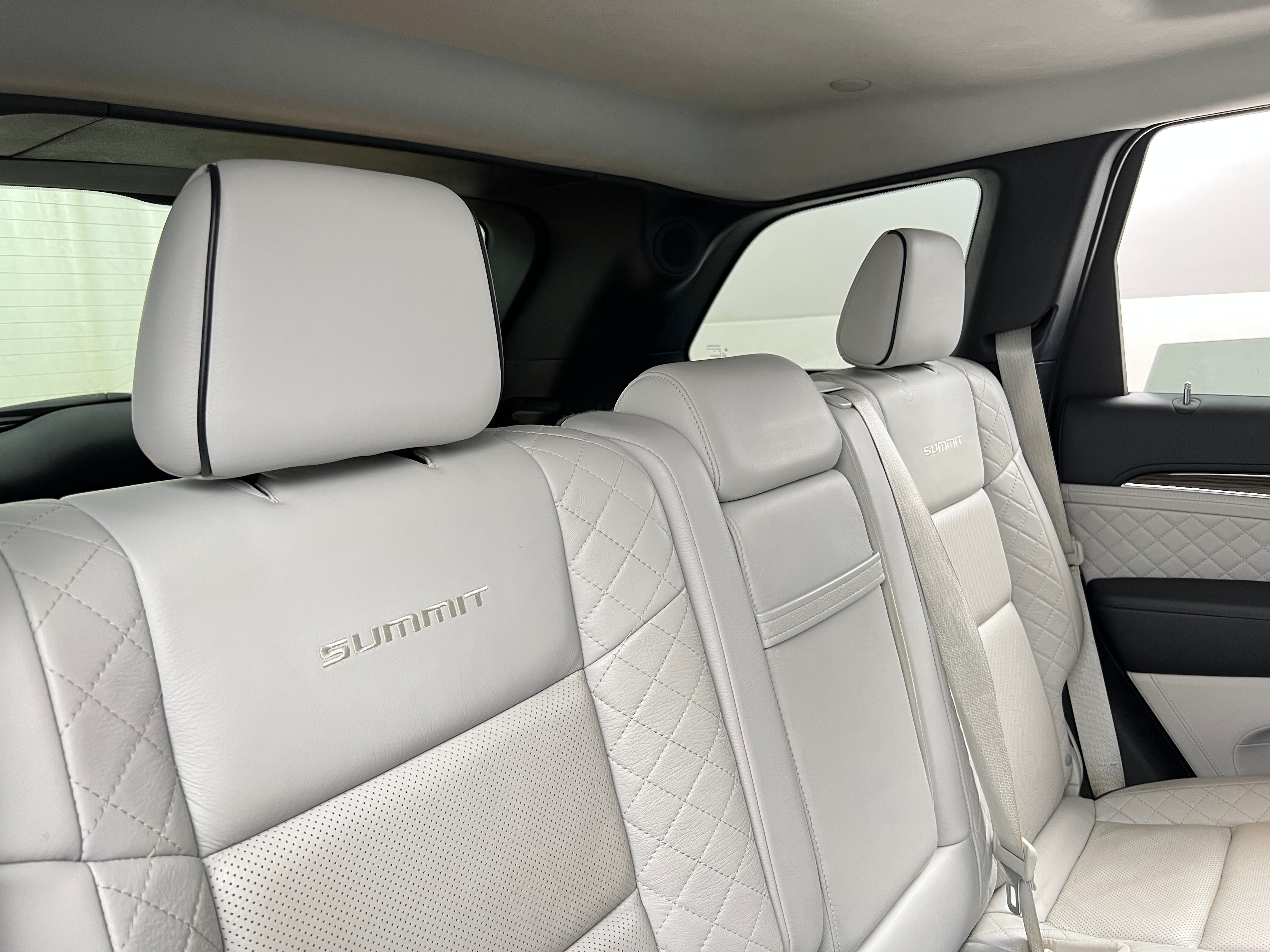 2017 Jeep Grand Cherokee Summit 5