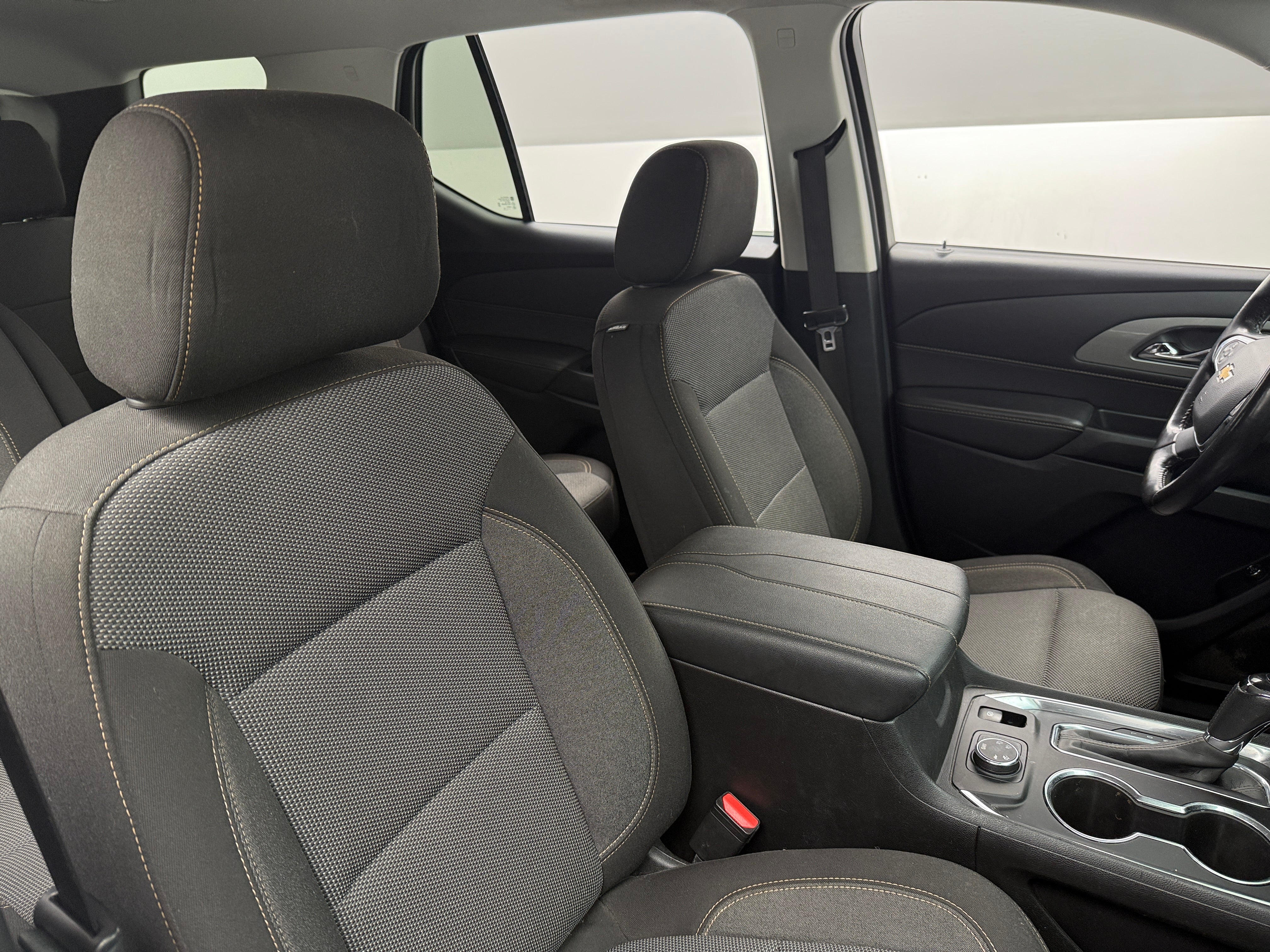2020 Chevrolet Traverse LT 2