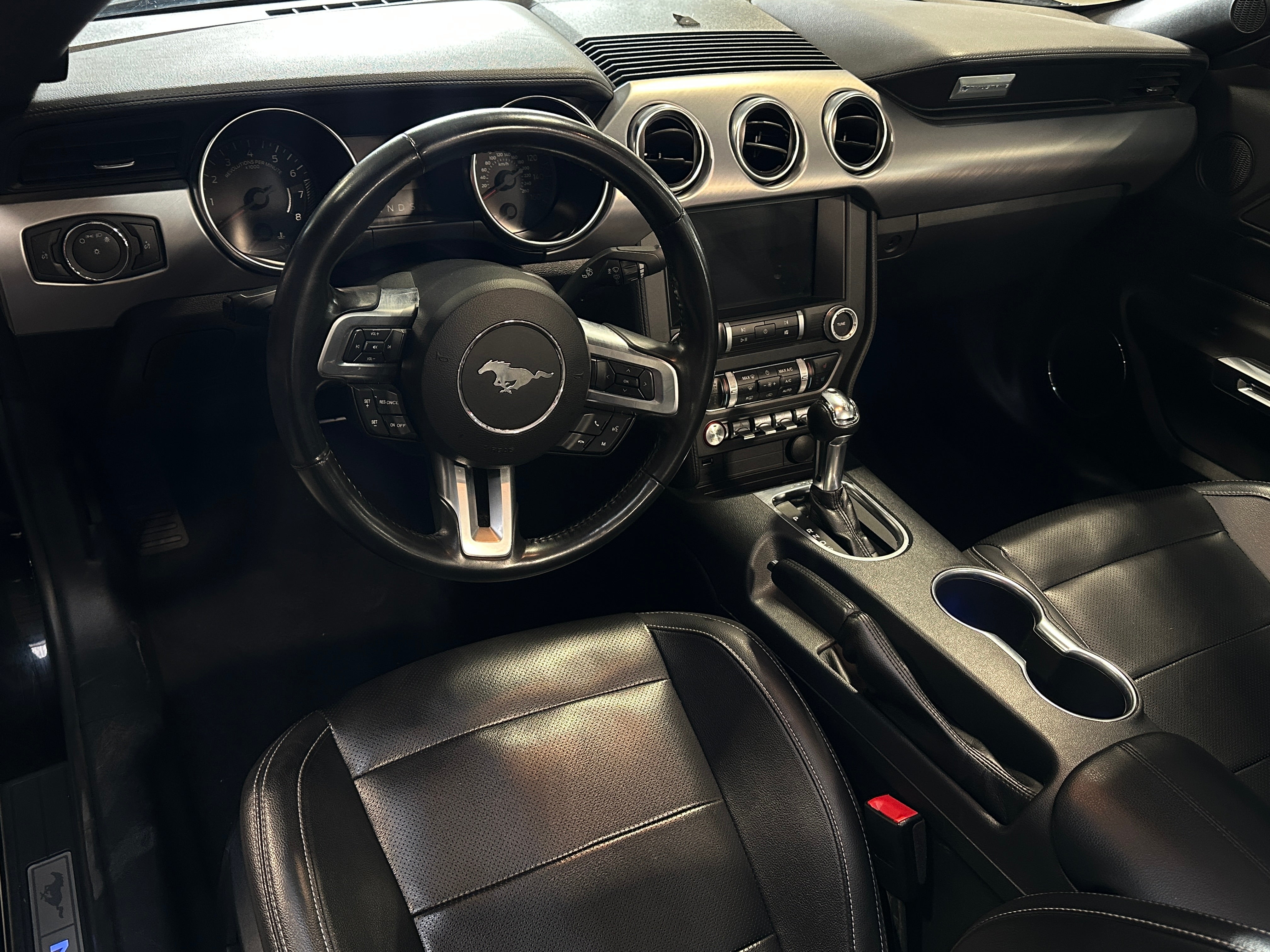 2023 Ford Mustang  2