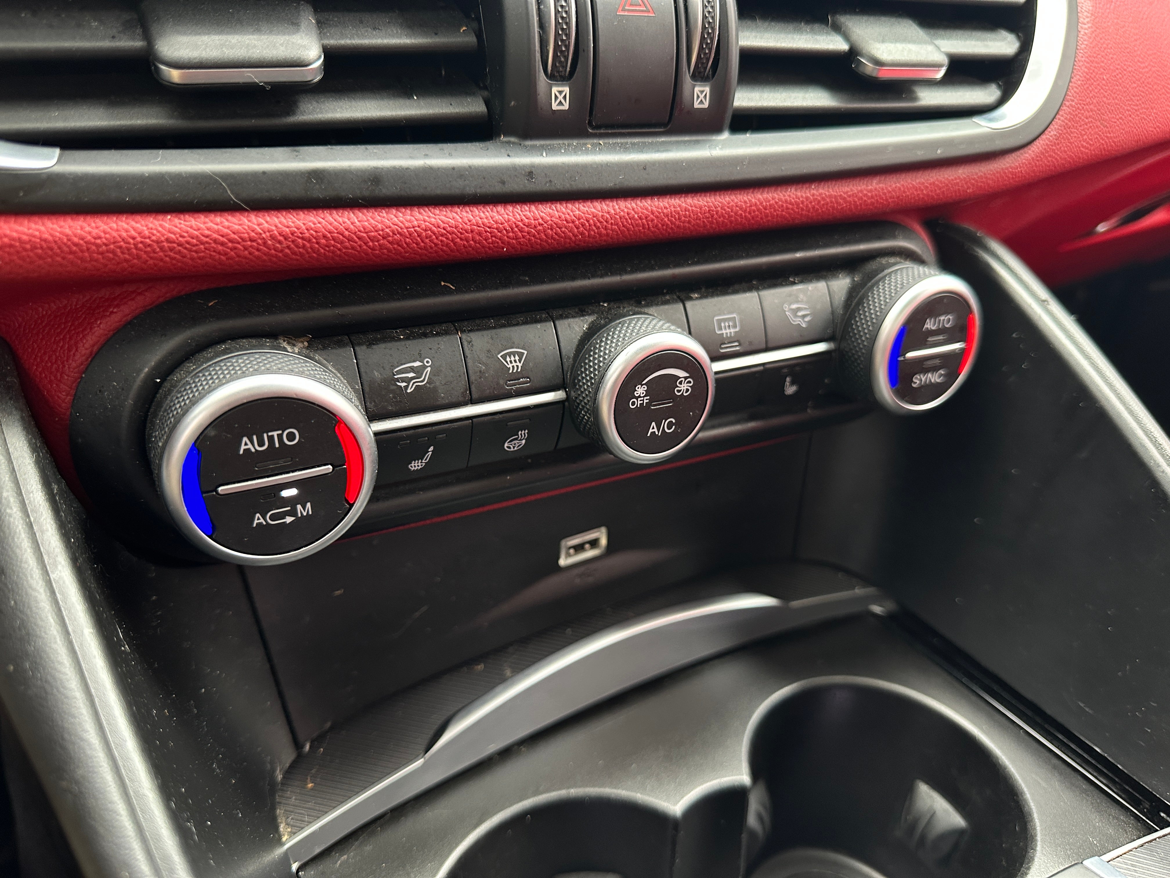 2018 Alfa Romeo Giulia Sport 3