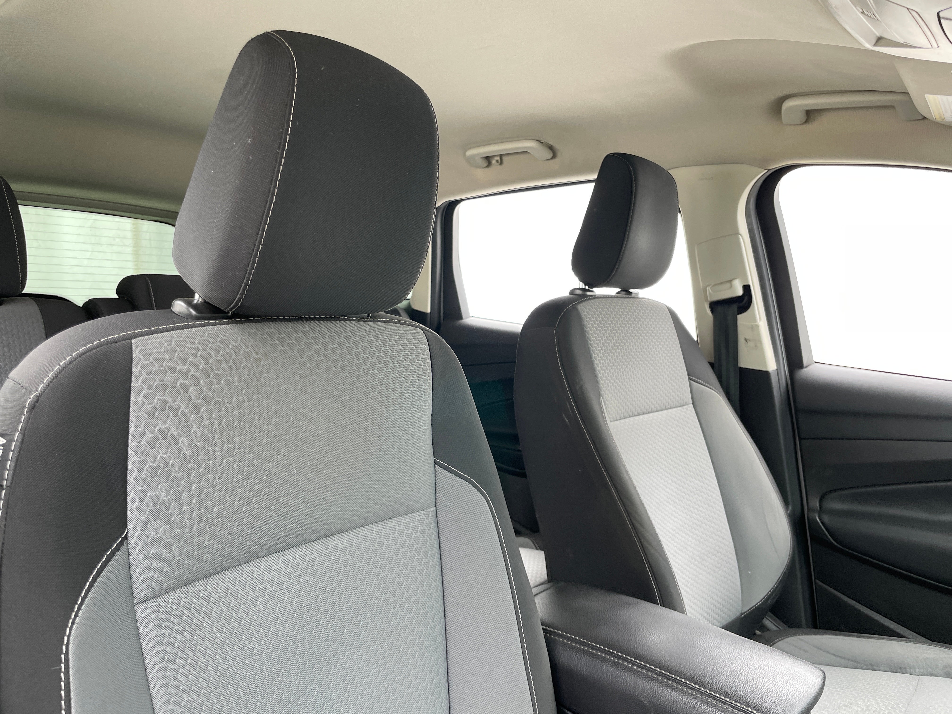 2019 Ford Escape SE 2