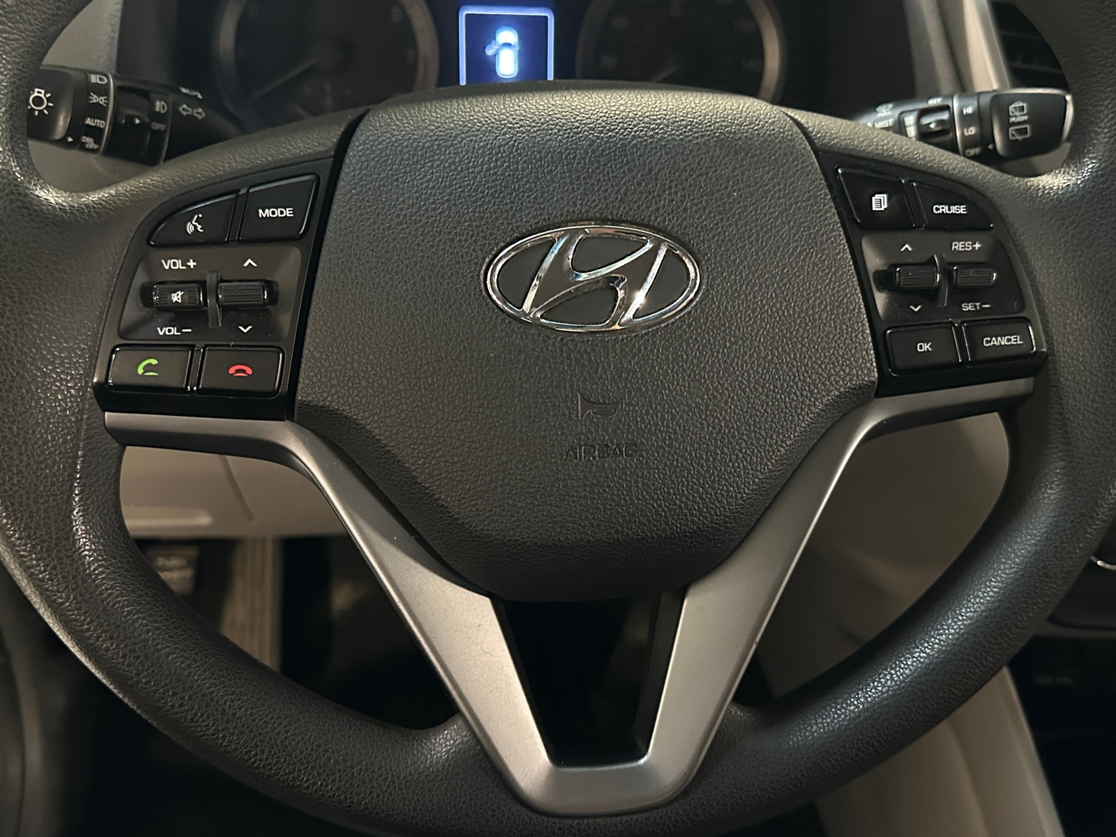 Thumbnail: 2016 Hyundai Tucson - 5