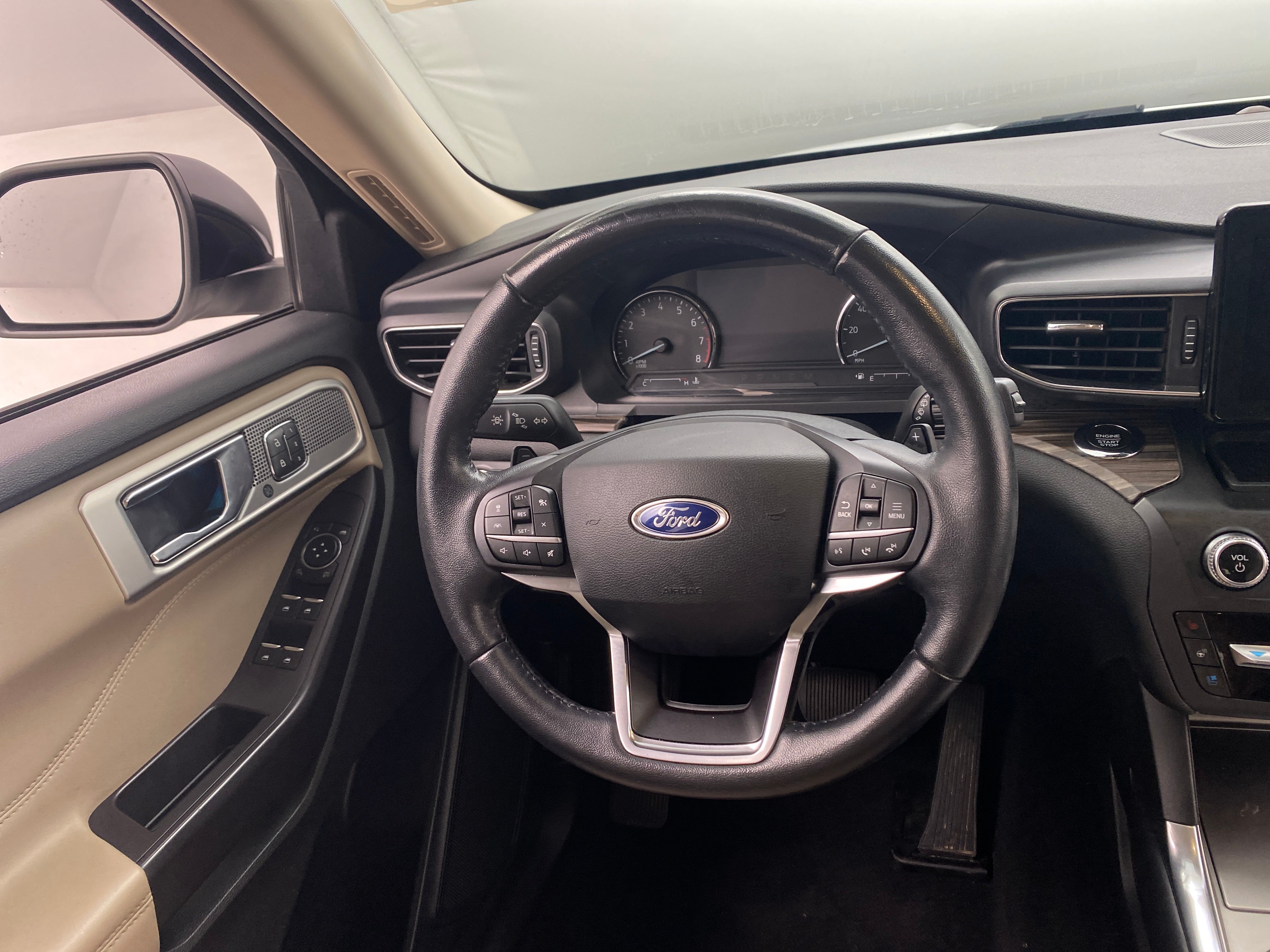 2020 Ford Explorer Limited 4