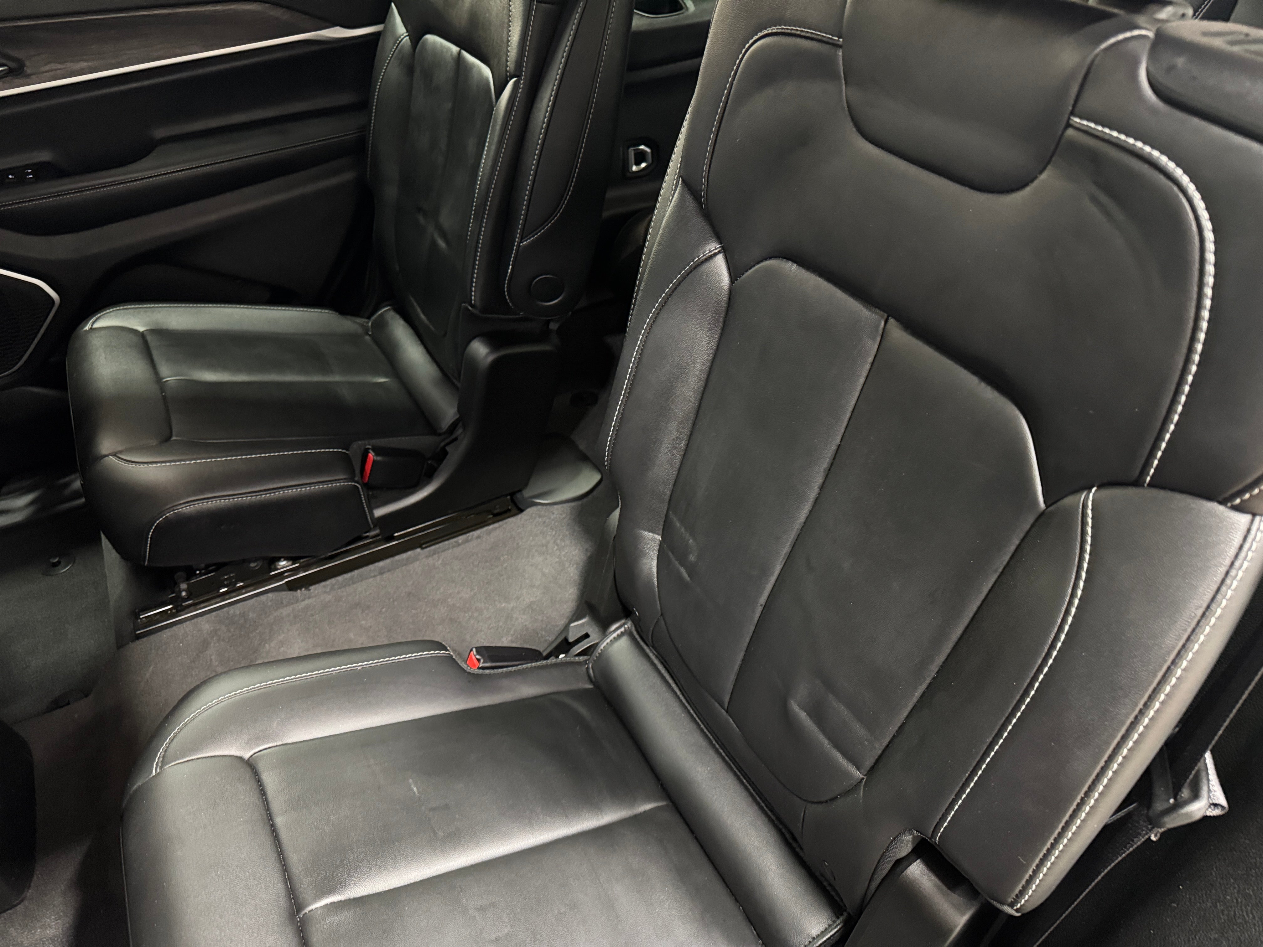 2022 Jeep Grand Cherokee L Limited Edition 5