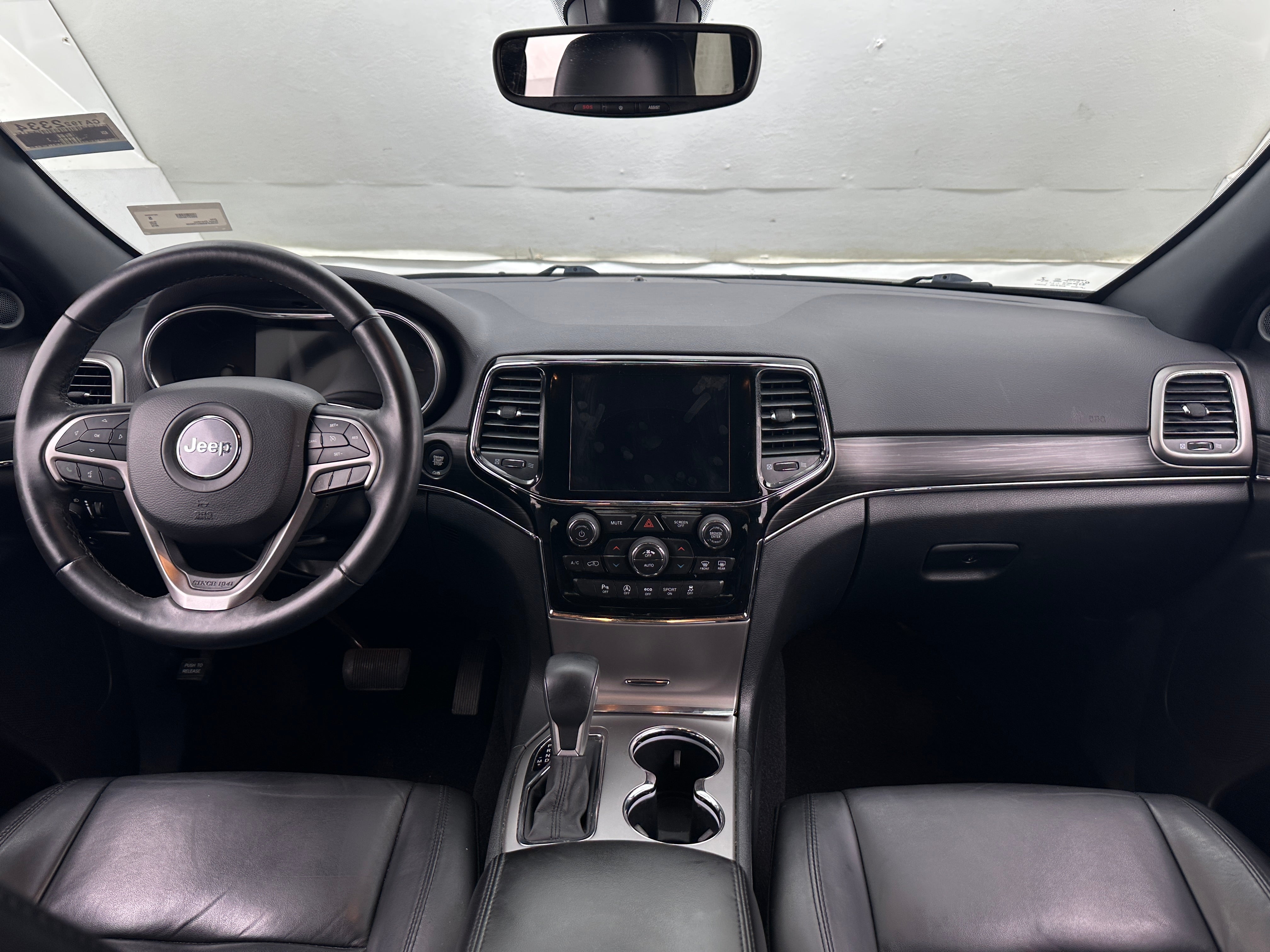 2019 Jeep Grand Cherokee Limited Edition 2