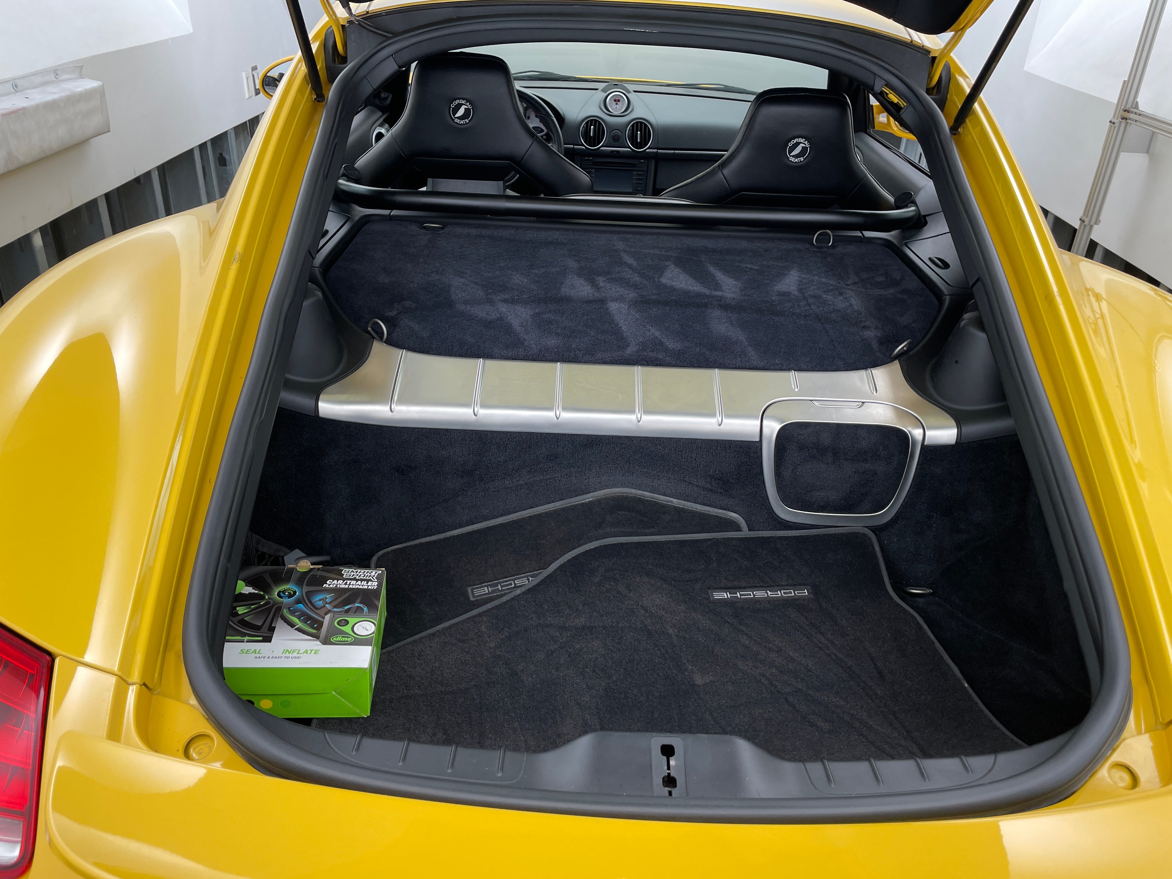 2010 Porsche Cayman S 4