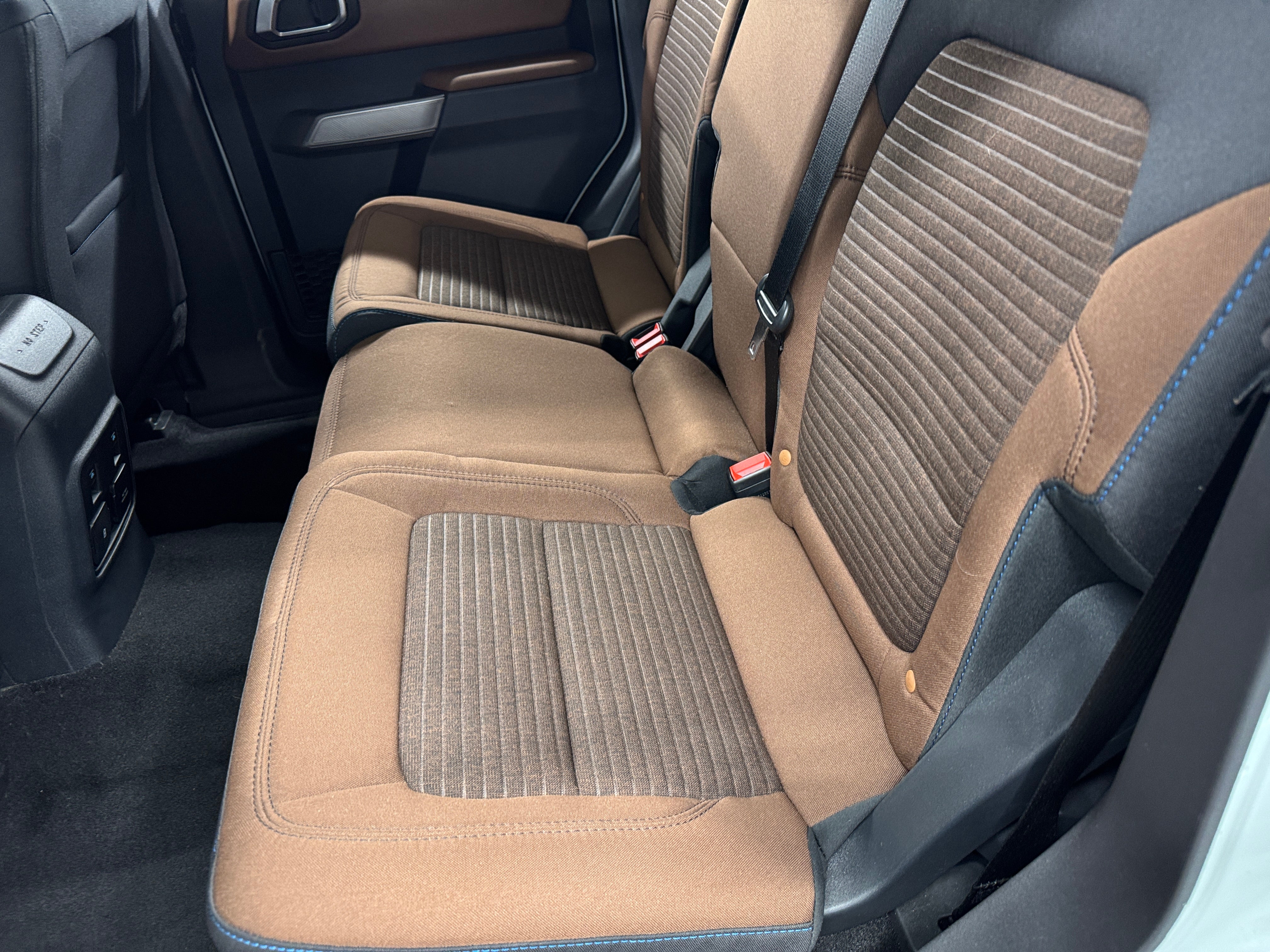 2023 Ford Bronco Outer Banks 6