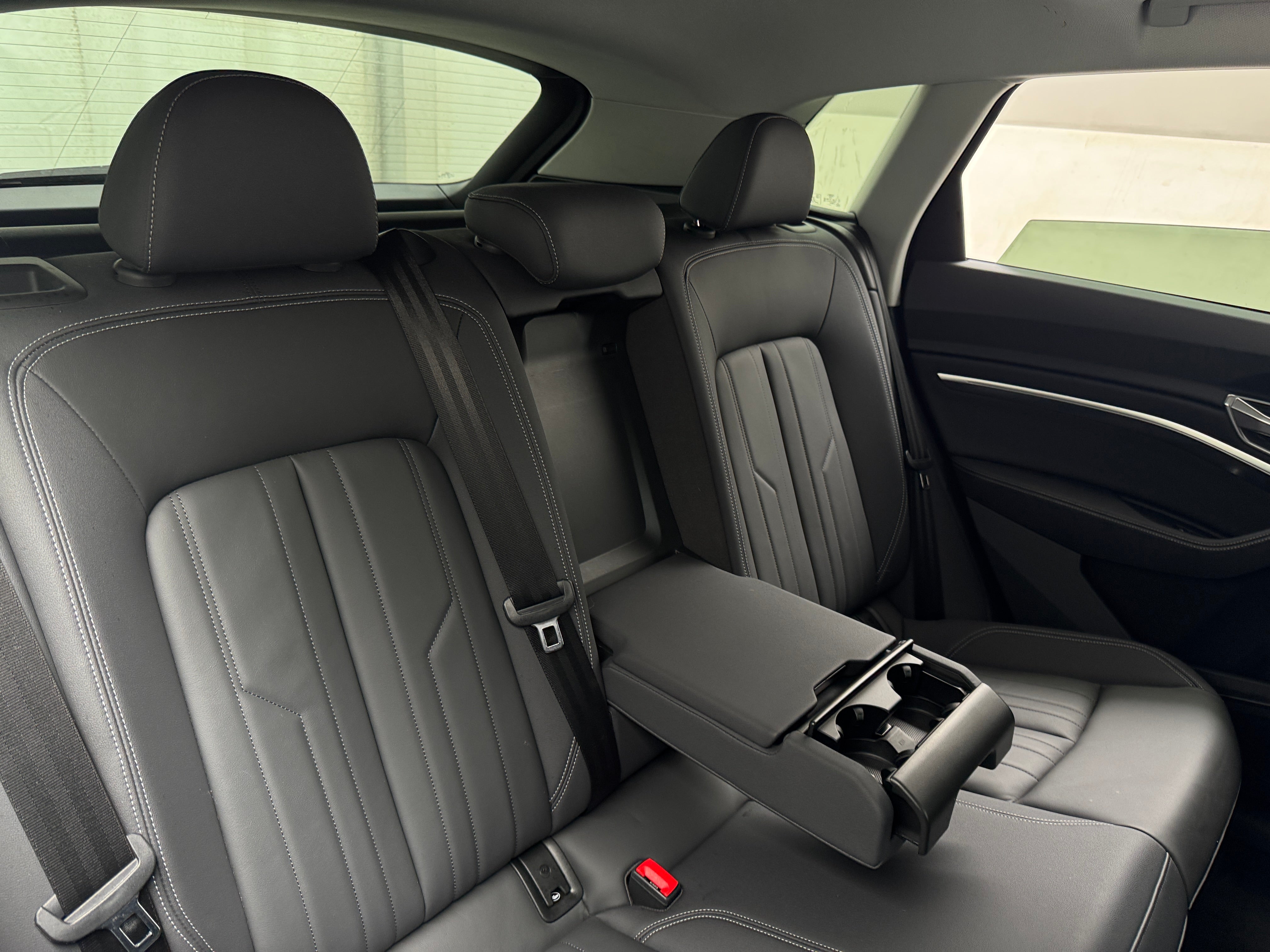 2021 Audi e-tron Premium 5
