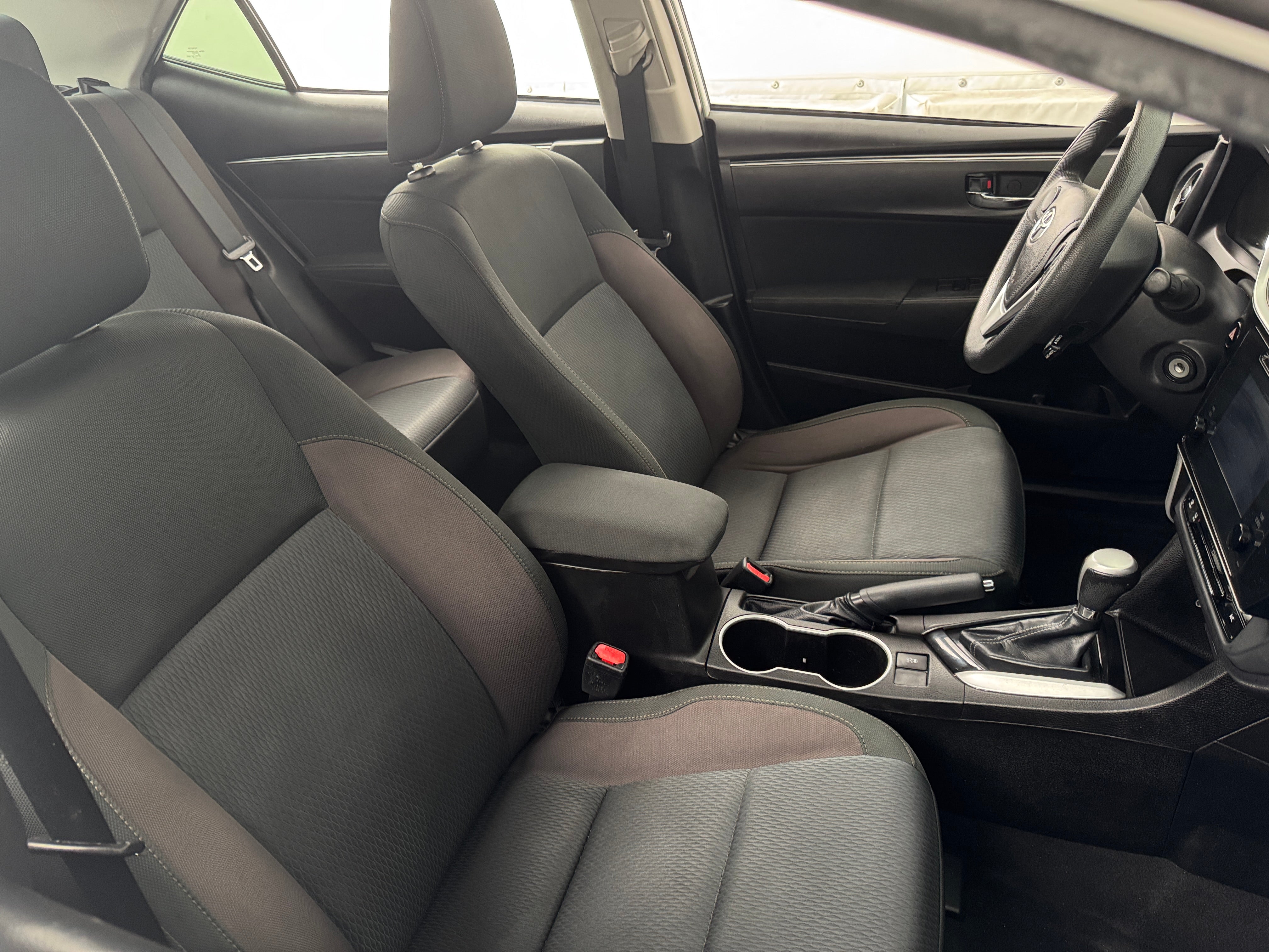 2019 Toyota Corolla LE 2