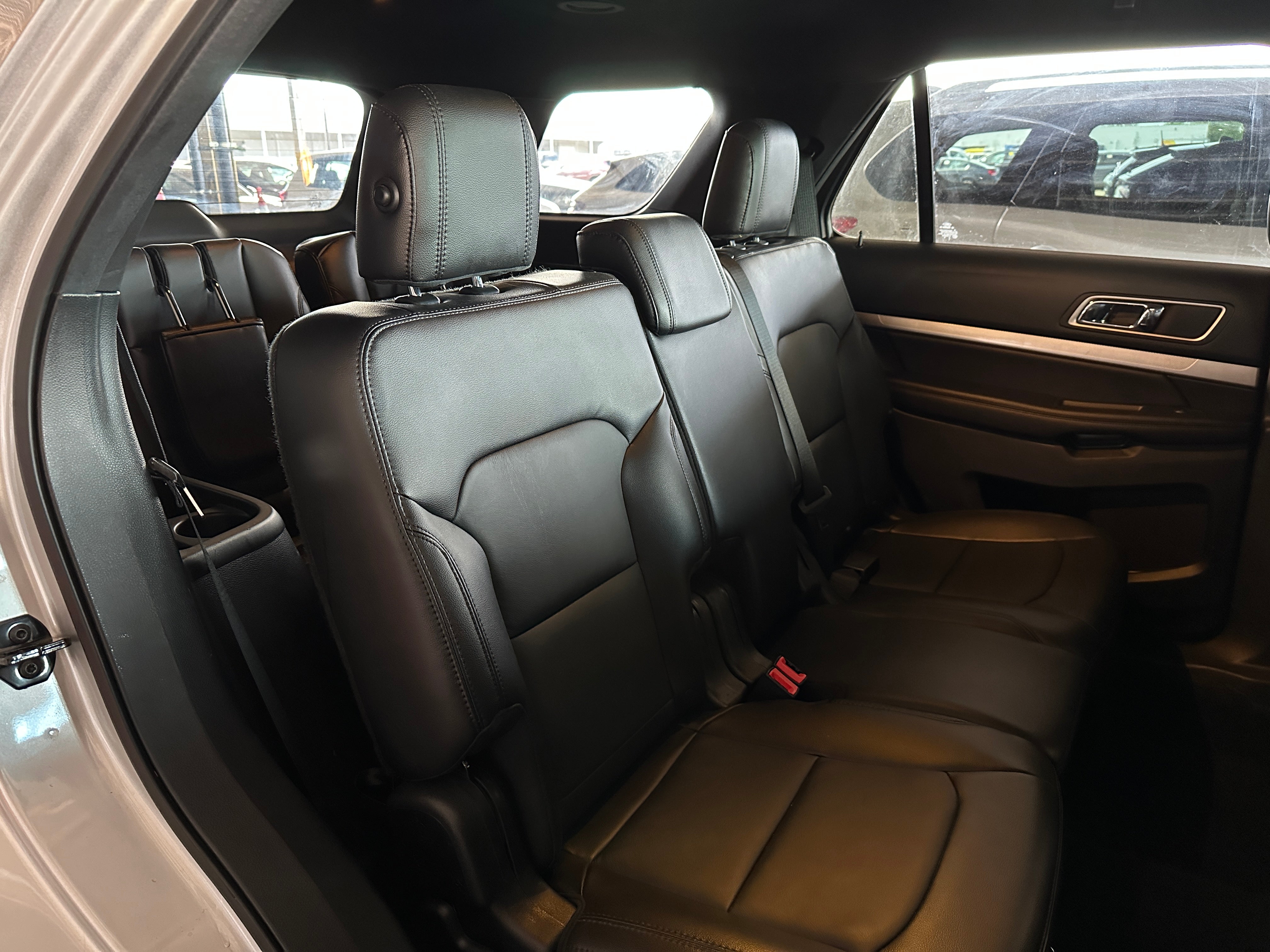 2016 Ford Explorer XLT 5