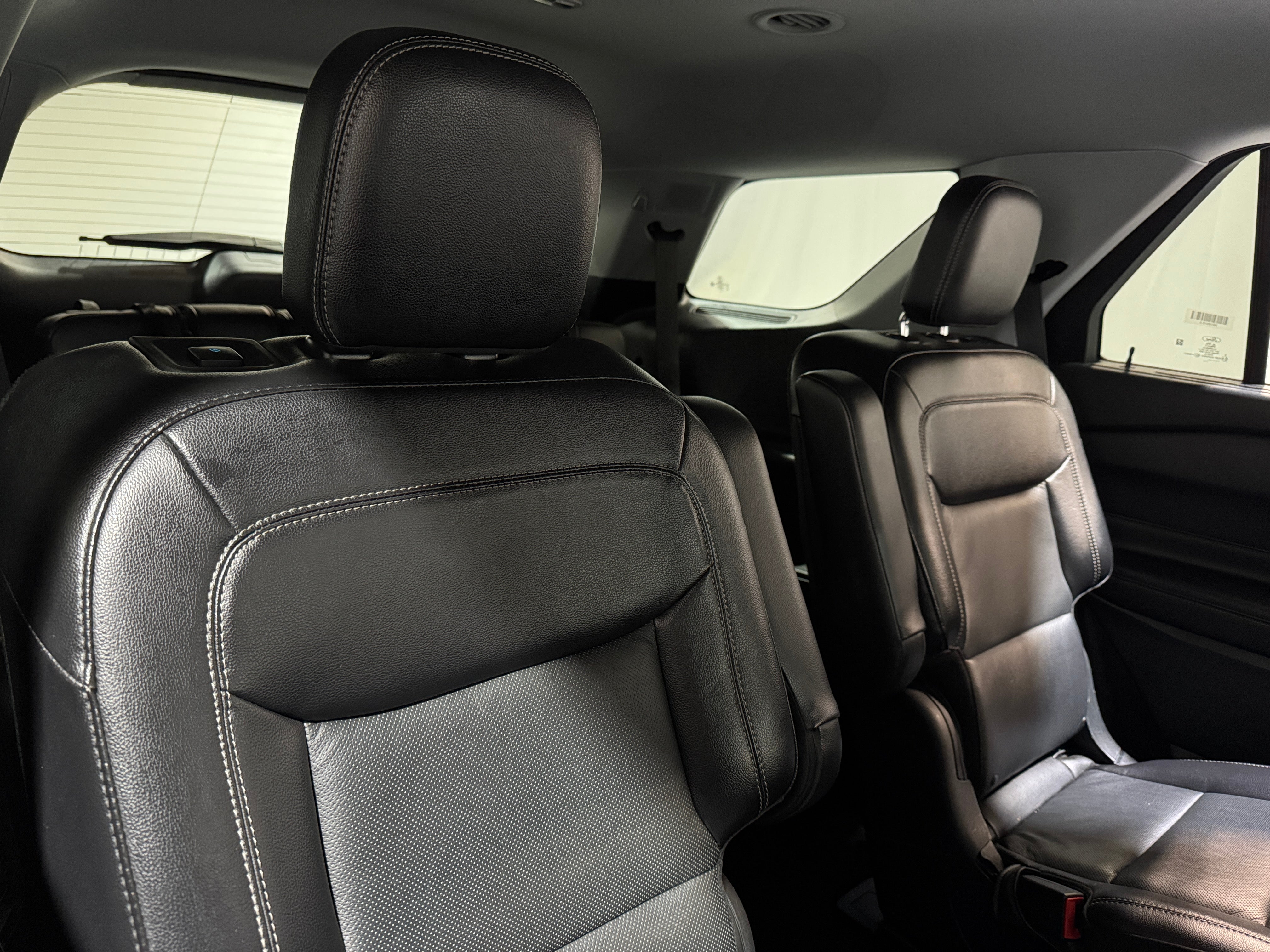 2021 Ford Explorer Limited 5