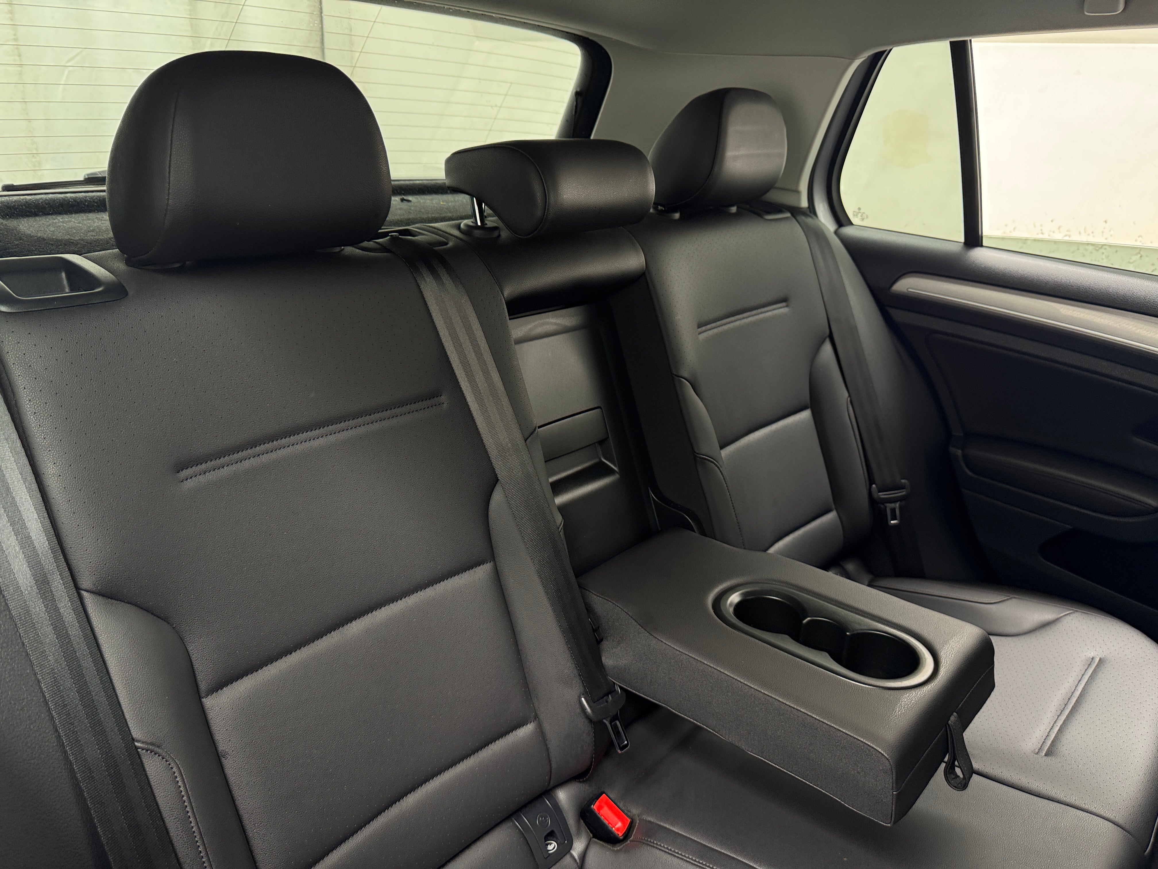 2016 Volkswagen e-Golf SEL Premium 5