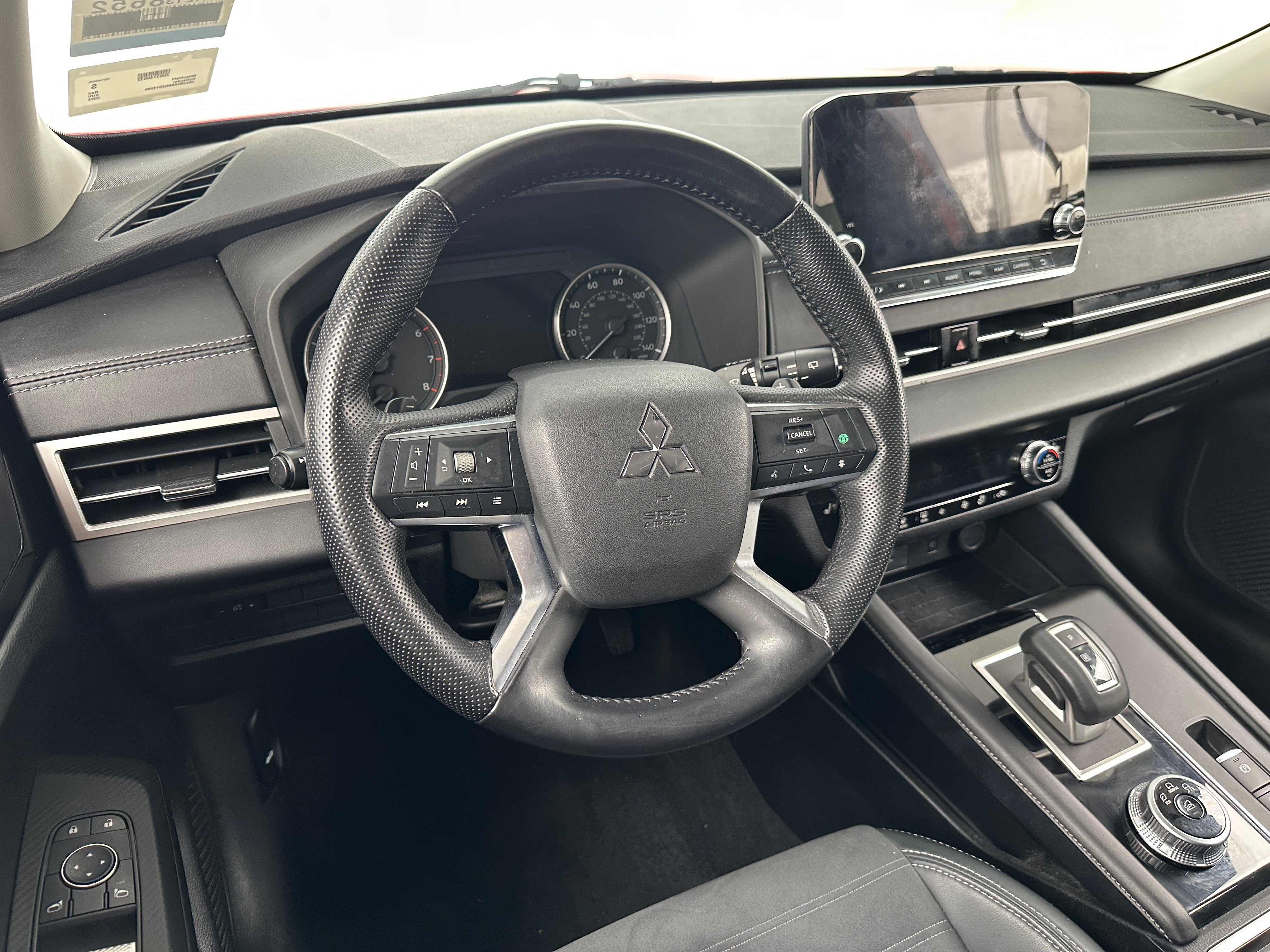 2022 Mitsubishi Outlander SE 4