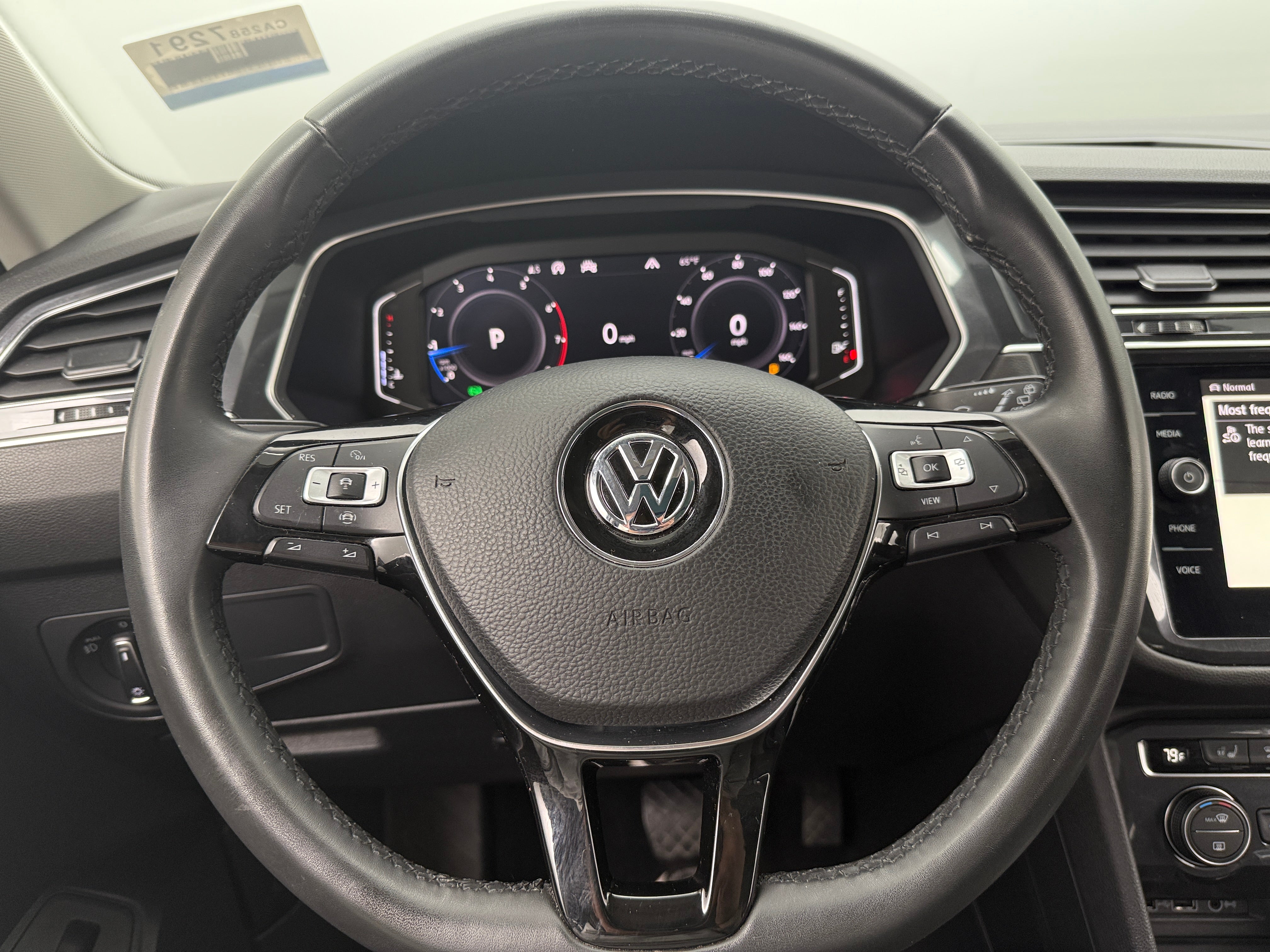 2020 Volkswagen Tiguan SEL 4
