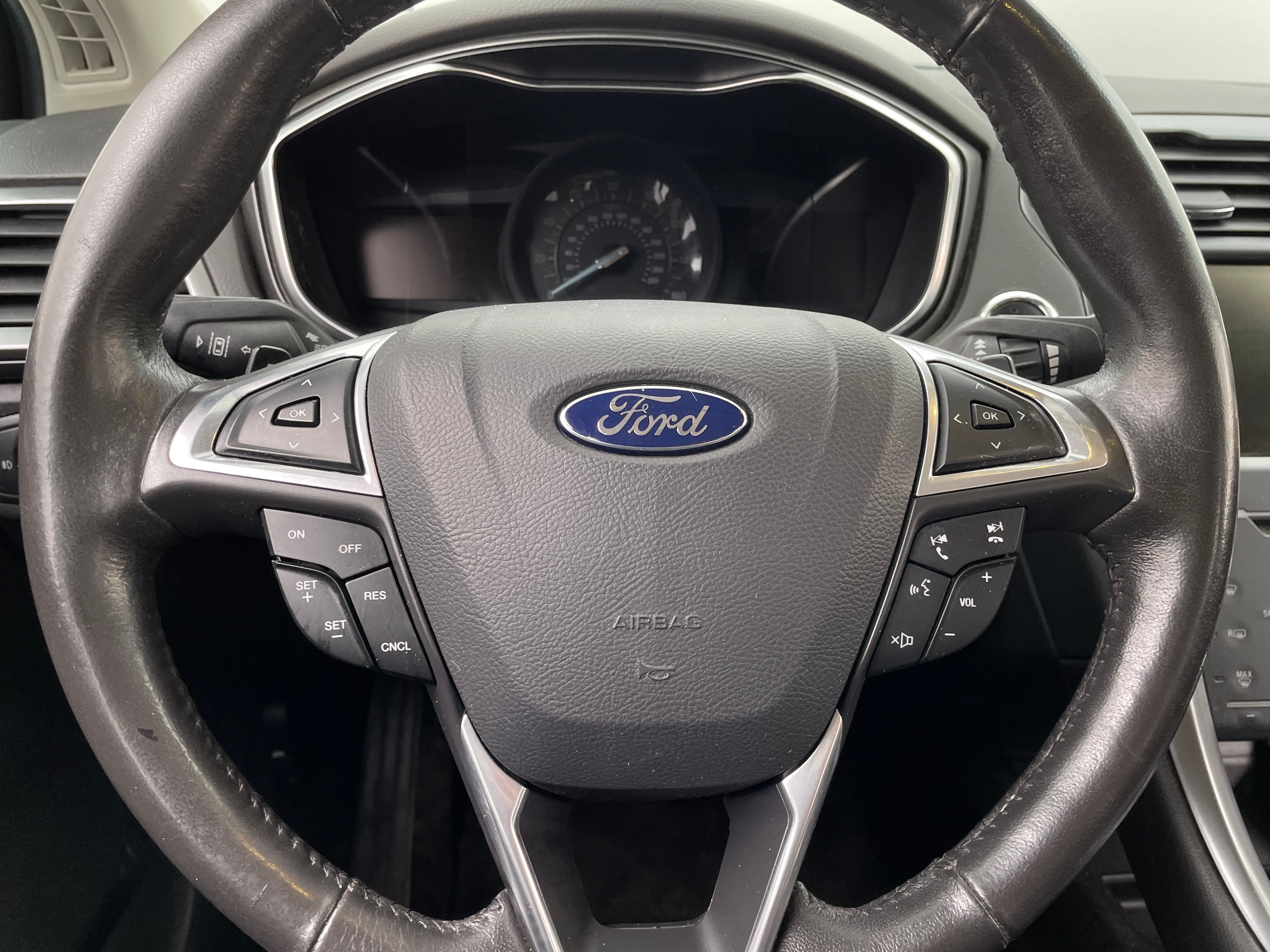 2014 Ford Fusion Titanium 4