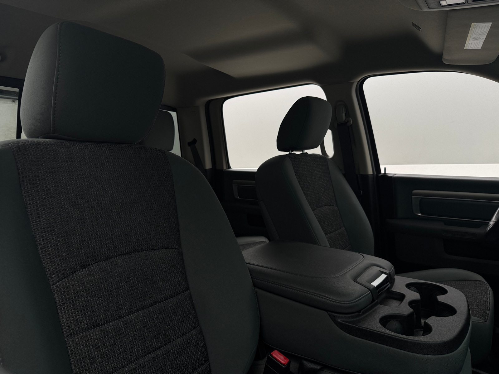 Thumbnail: 2019 RAM 1500 Classic - 2